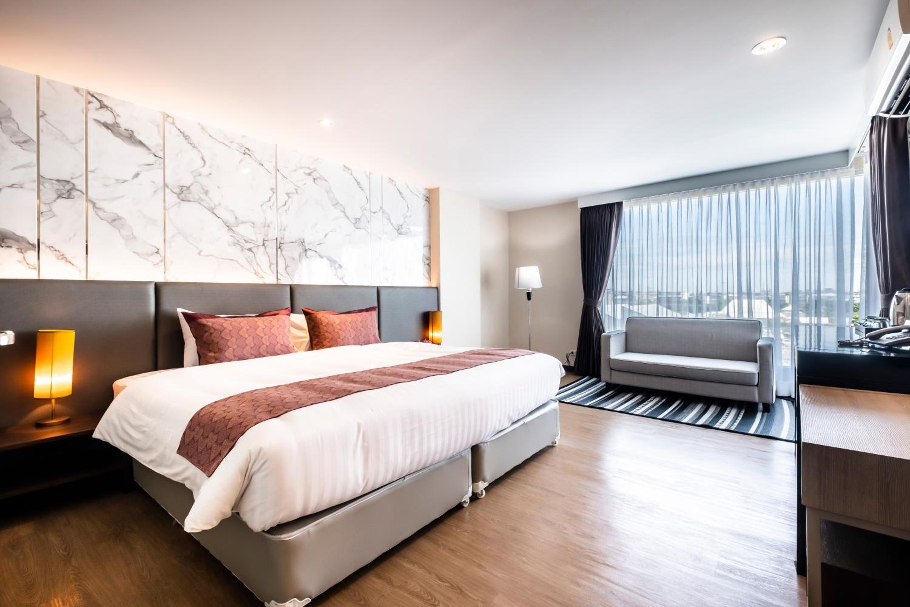 Large Double Room