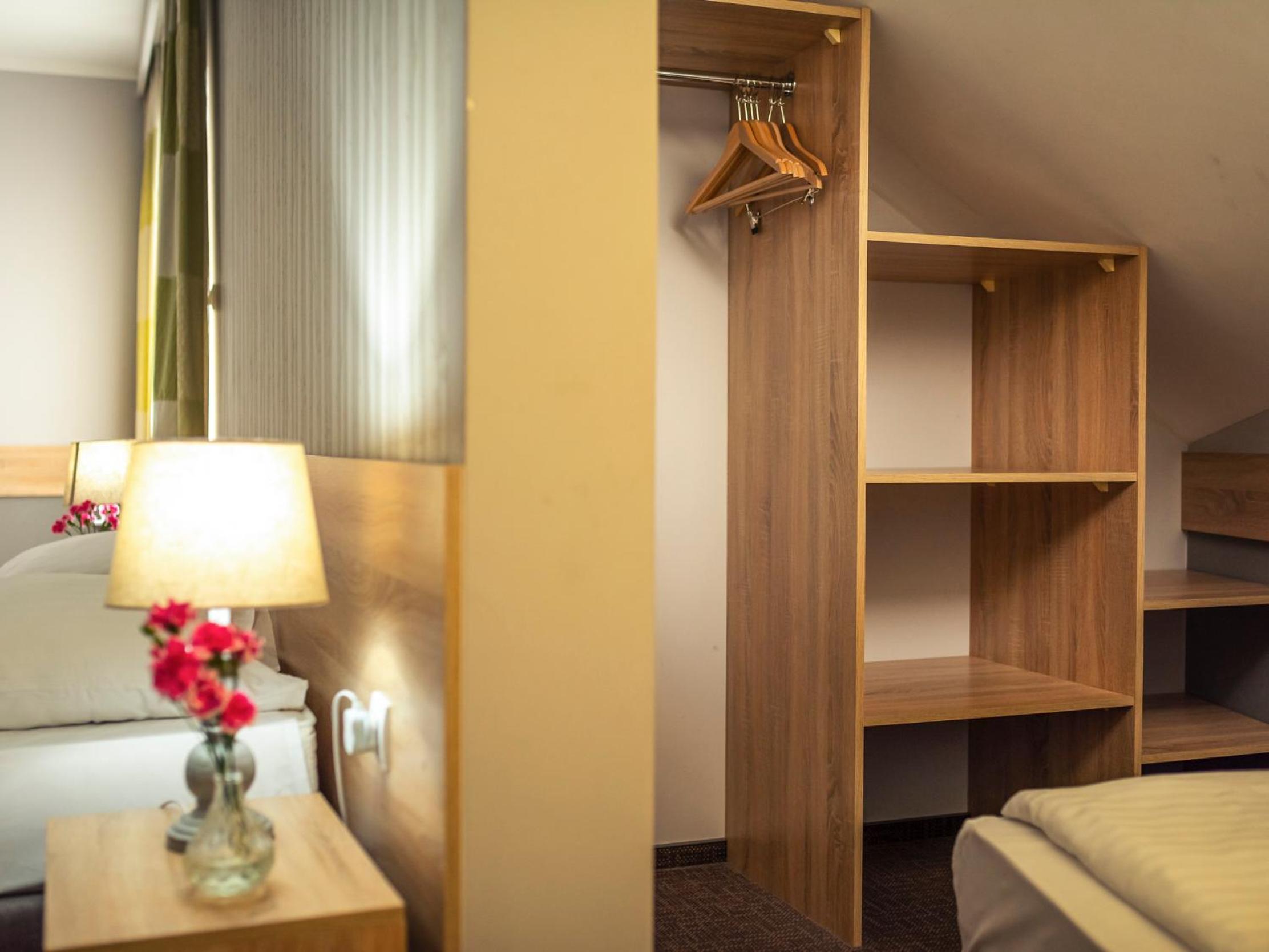 Deluxe Room with Balcony - Photo 1