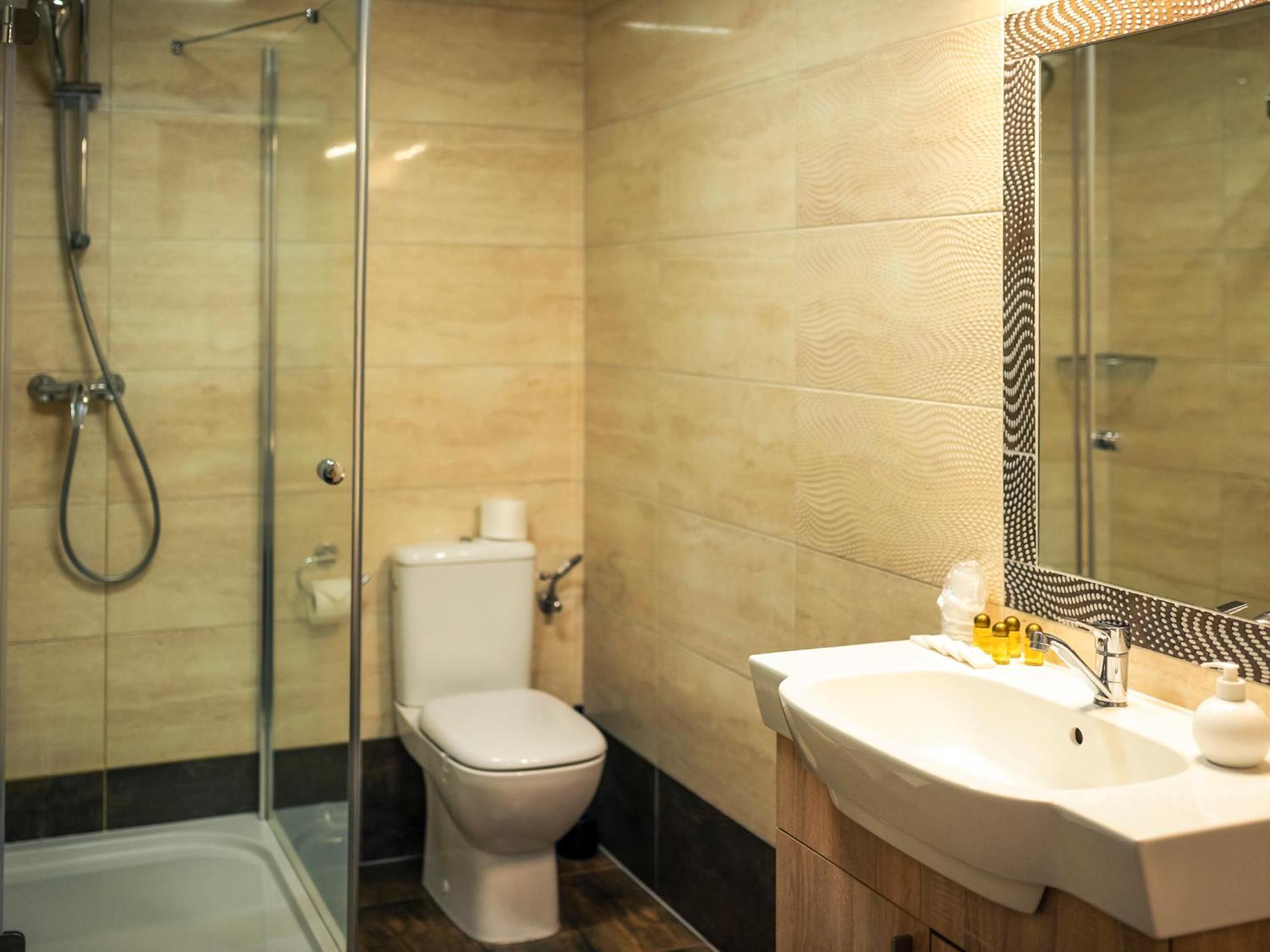 Premium Triple Room photo 2