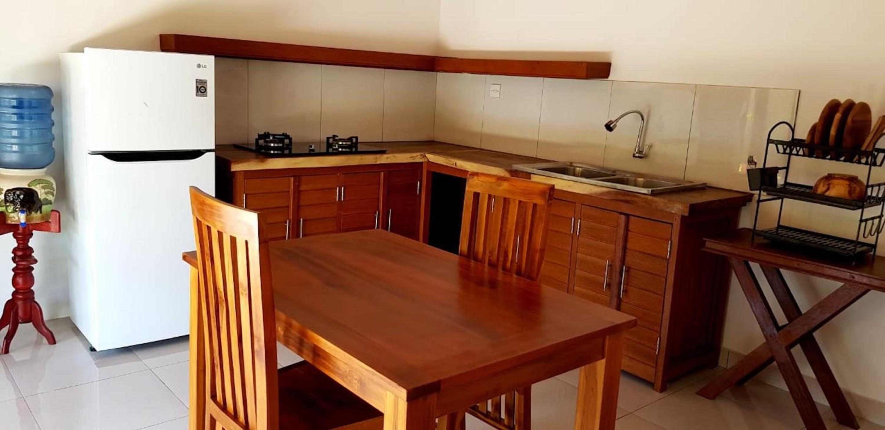 Deluxe Double Room with Balcony - Photo 16