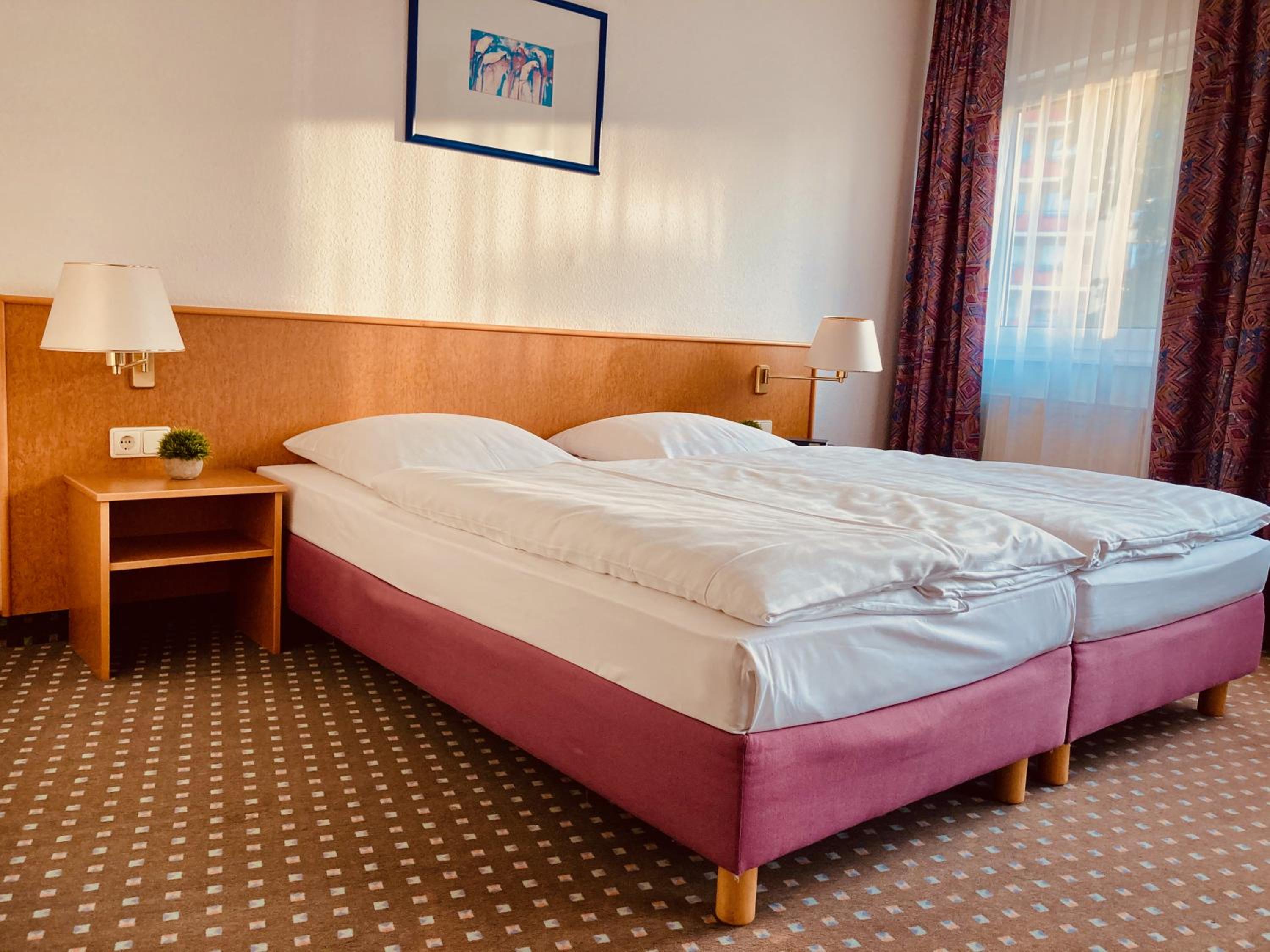 Standard Double Room - Photo 4
