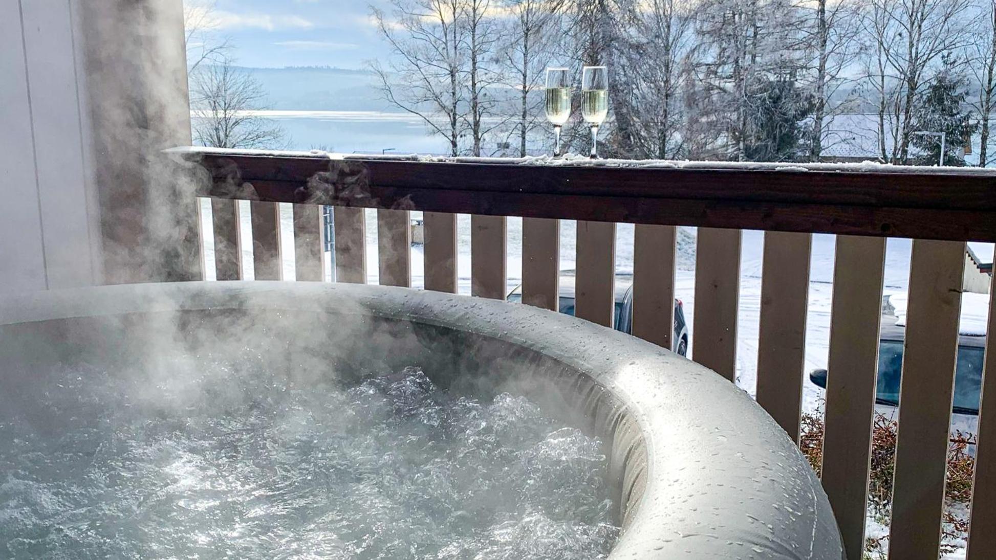 Two-Bedroom Apartment with Sauna, Hot Tub and Terrace