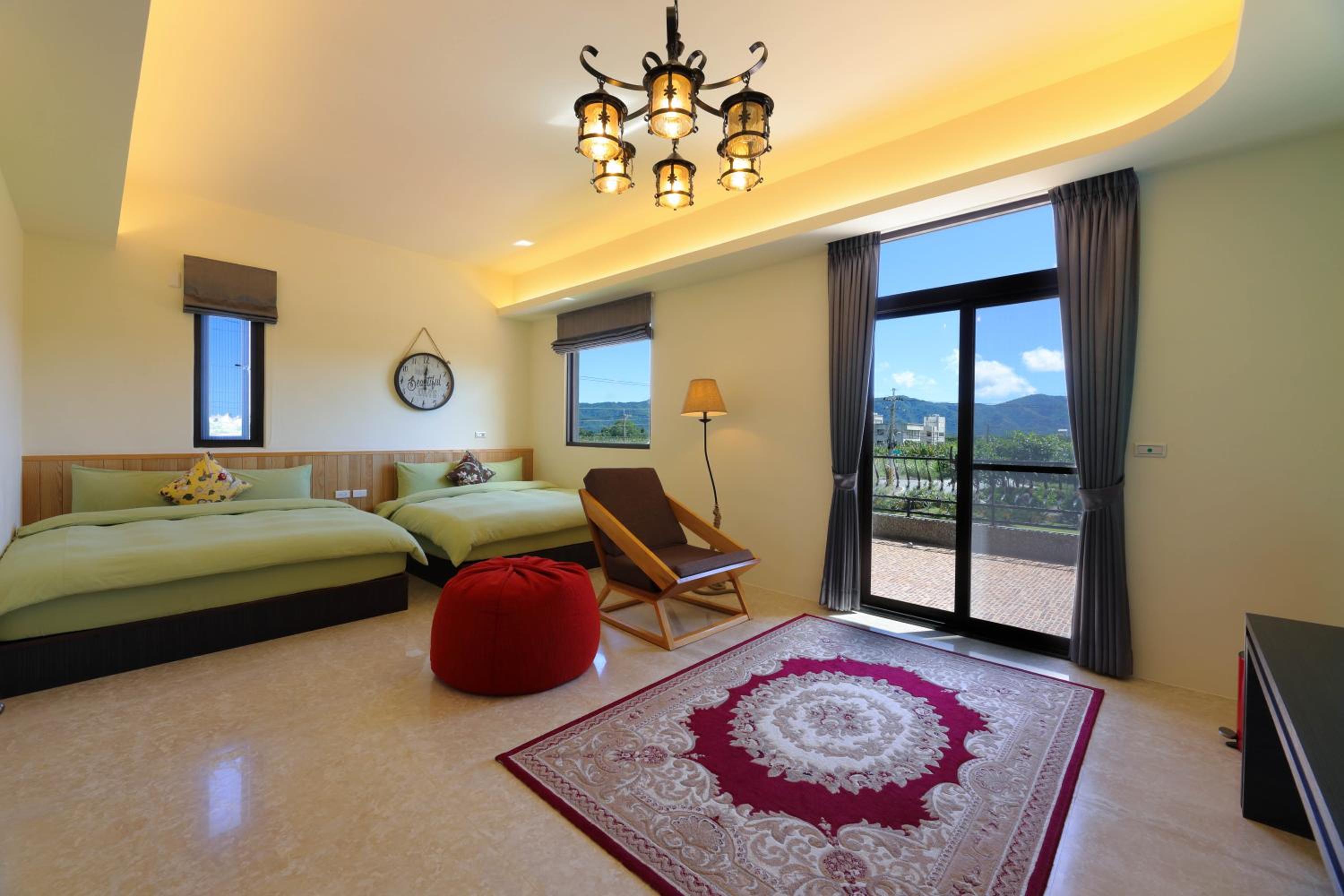 Quadruple Room with Terrace photo 3