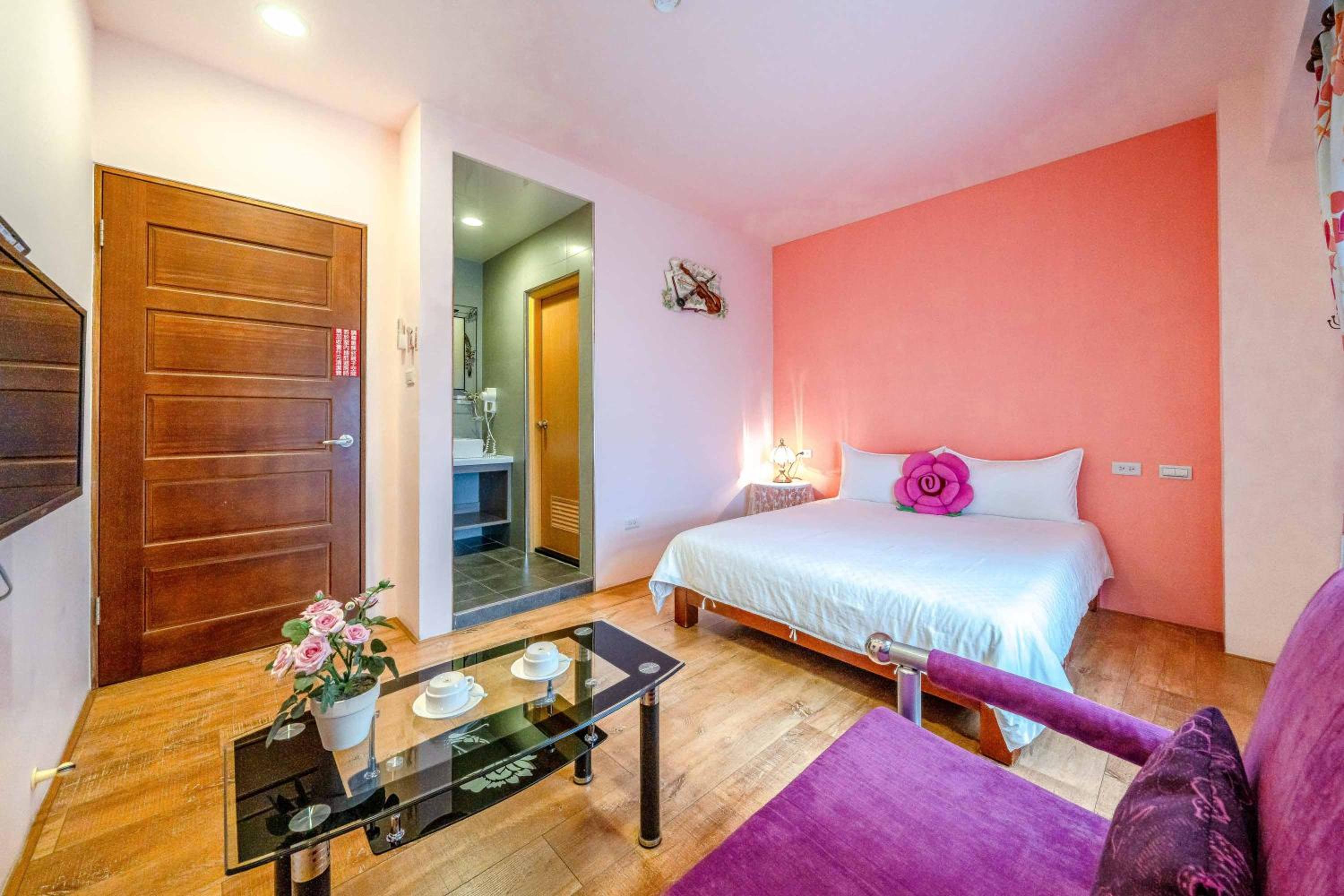 Standard Double Room - Photo 4