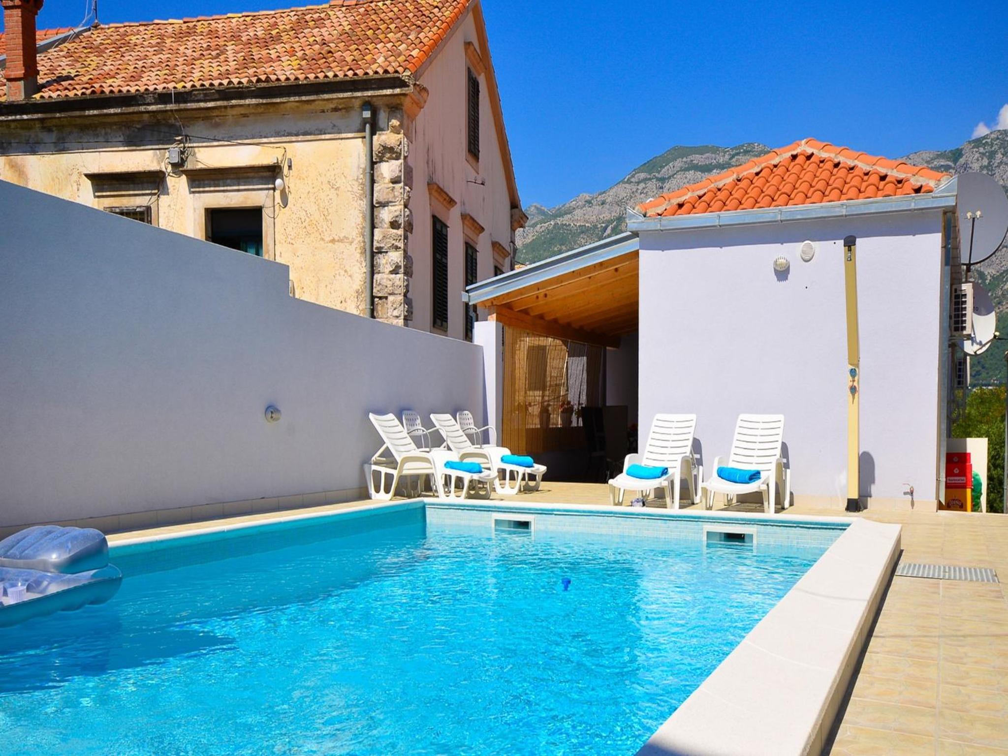 Three-Bedroom Villa with Private Pool photo 3