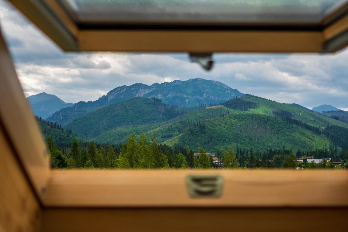 Junior Suite with Mountain View - Photo 7