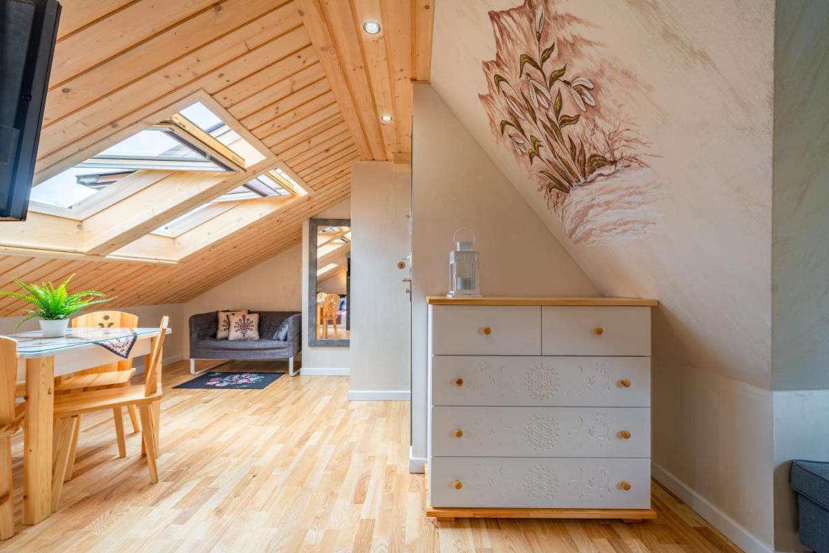 Junior Suite with Mountain View - Photo 2