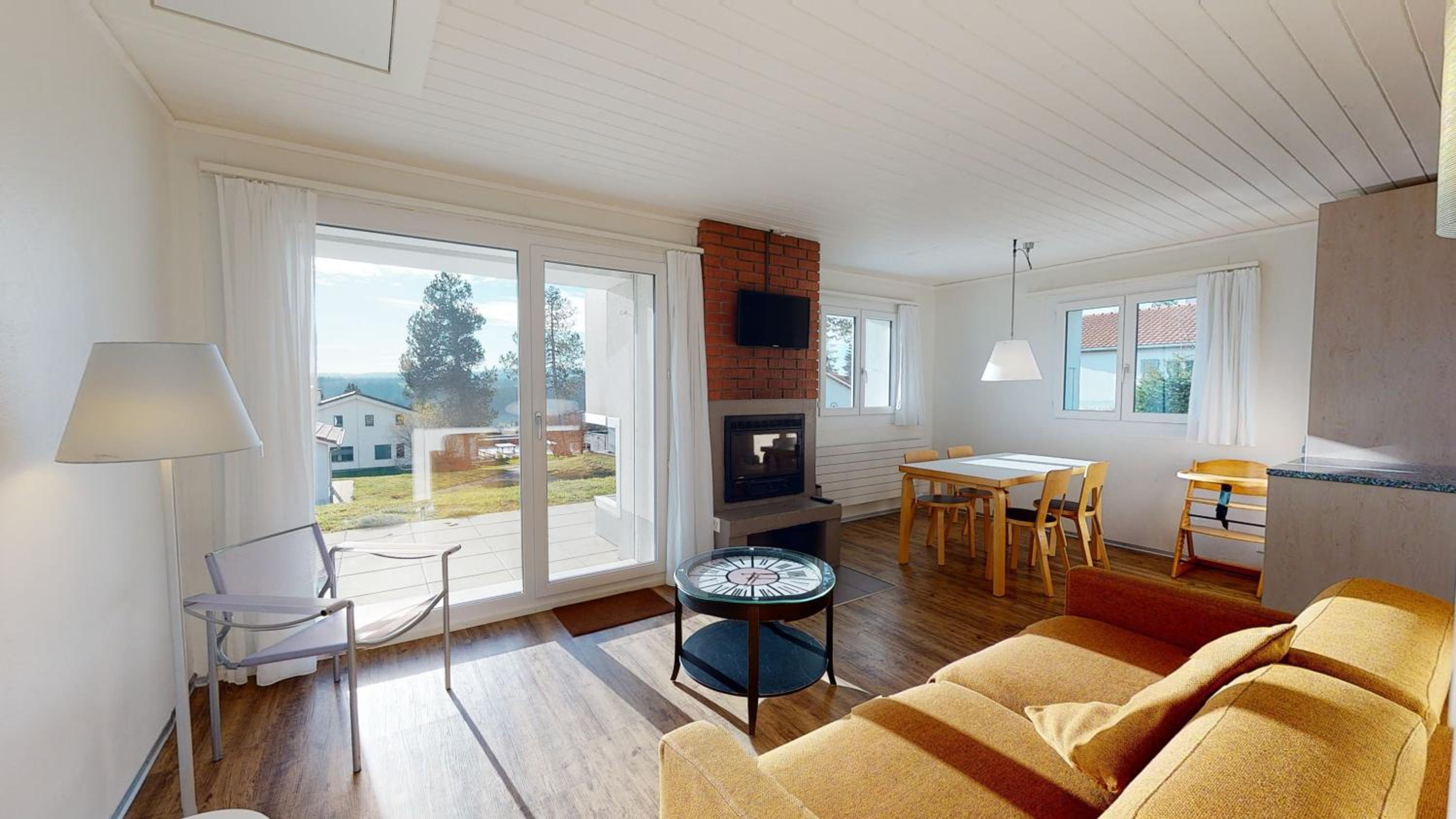 Comfort One-Bedroom Bungalow photo 1