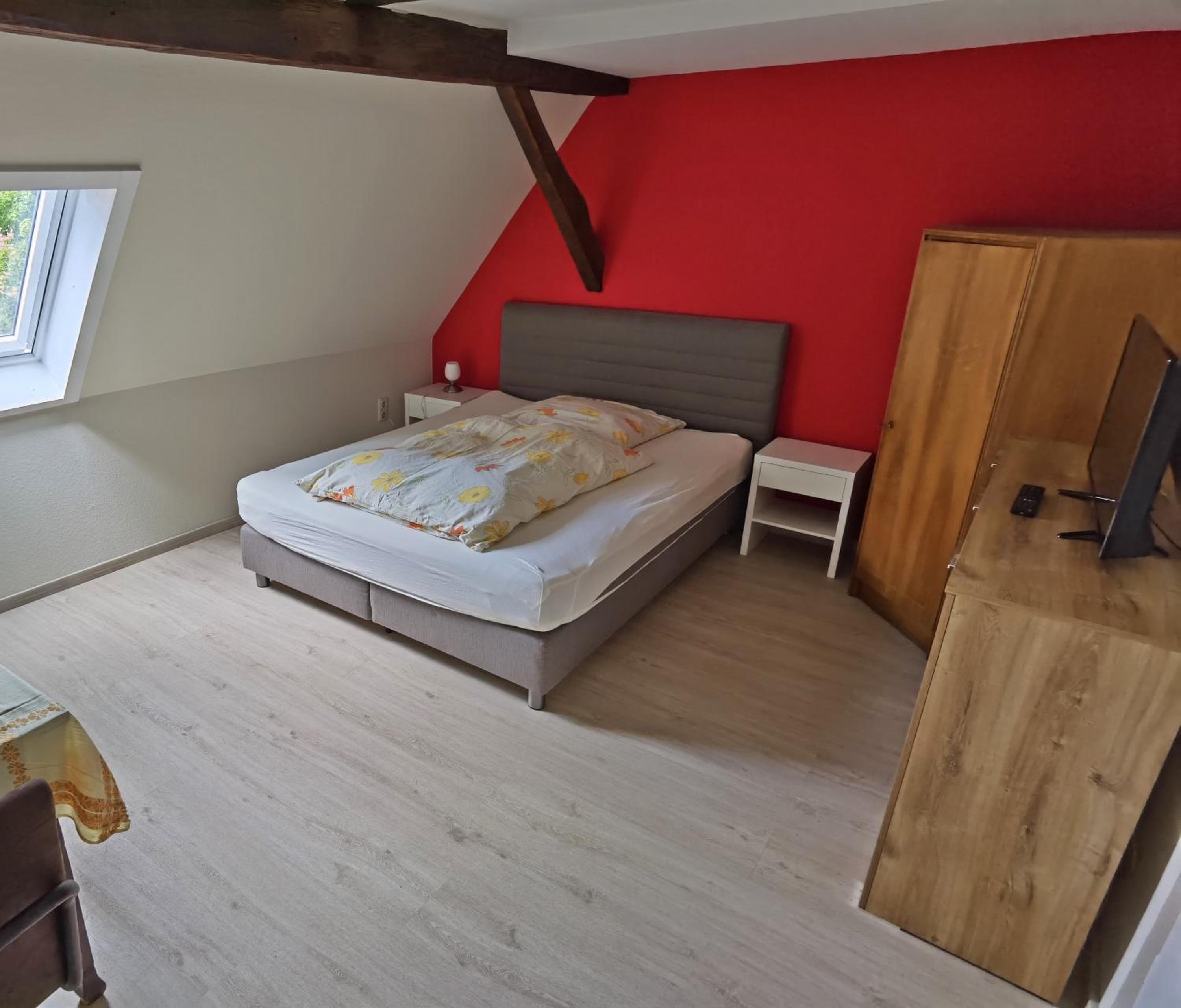 Large Double Room photo 1