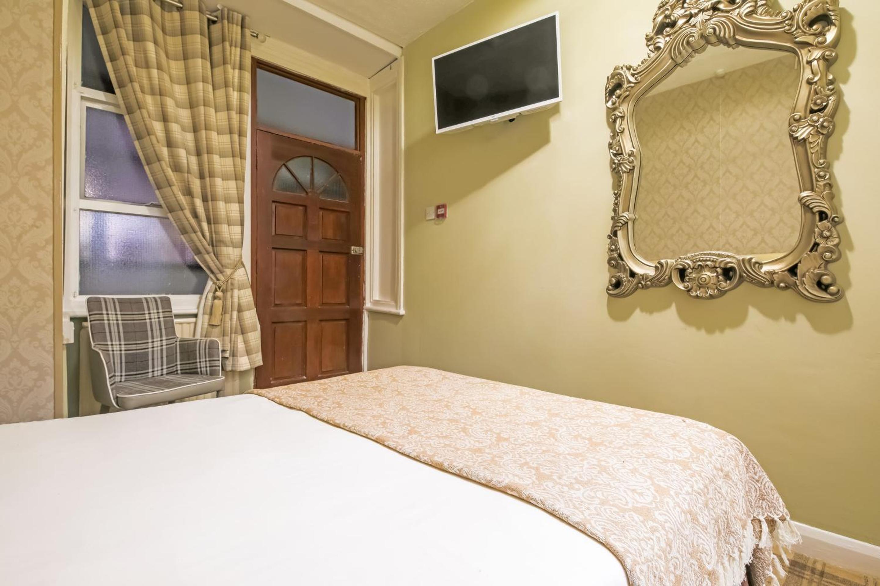 Standard Quadruple Room photo 3