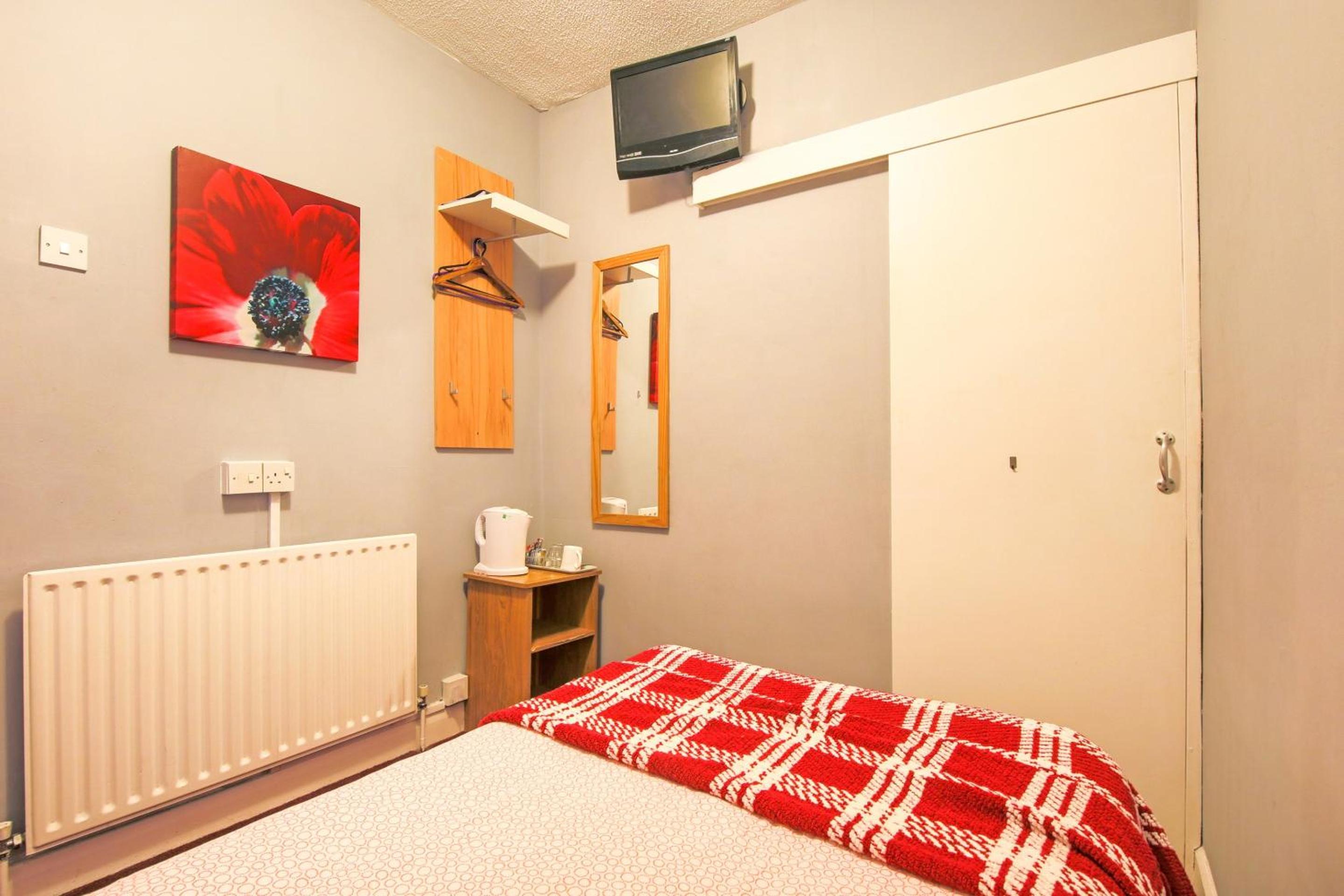 Standard Single Room photo 2