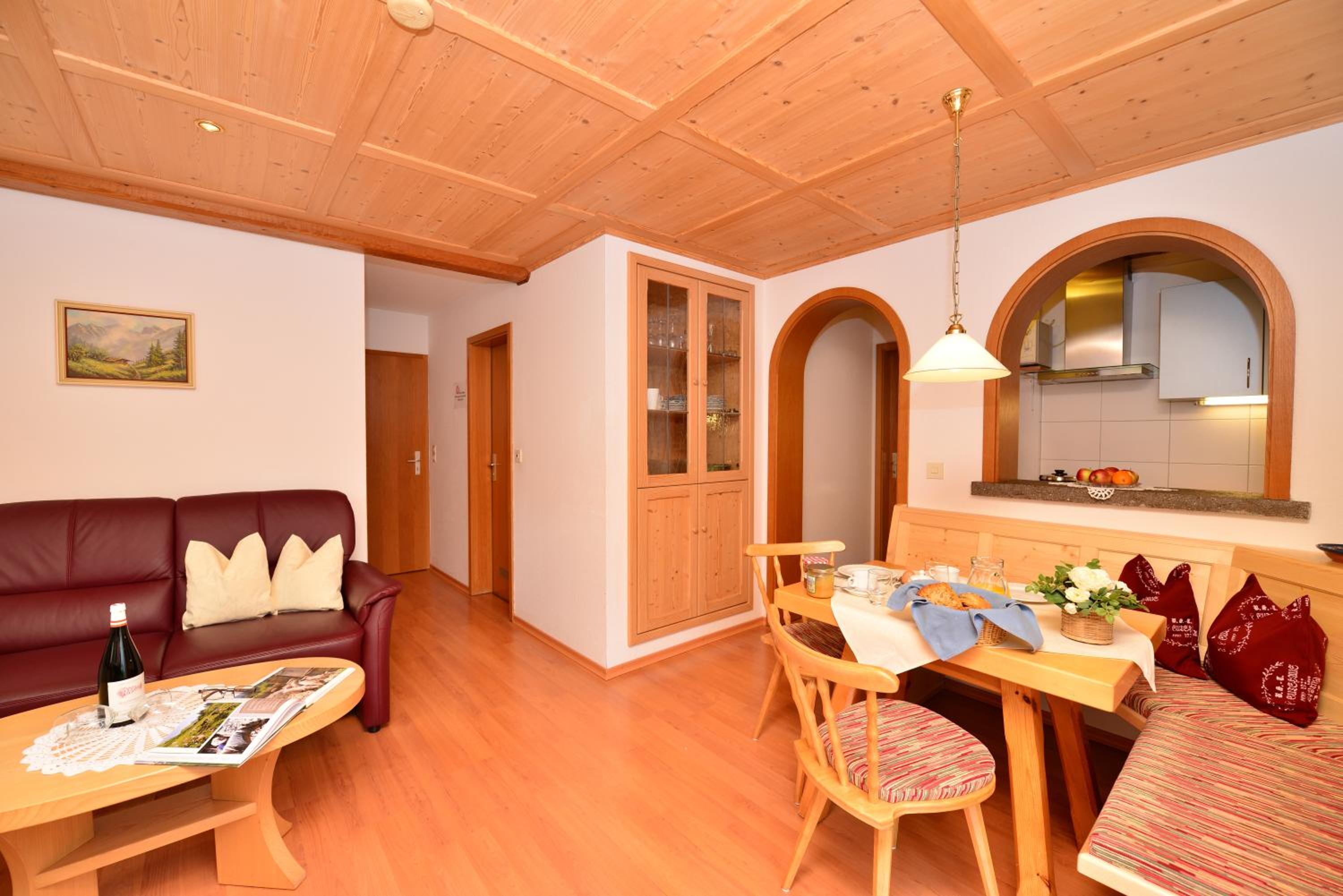 One-Bedroom Apartment photo 2