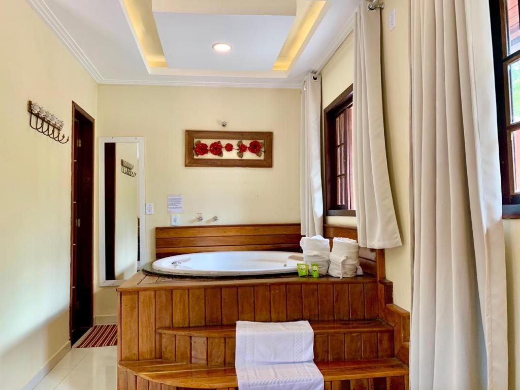 Deluxe Suite with Spa Bath photo 3