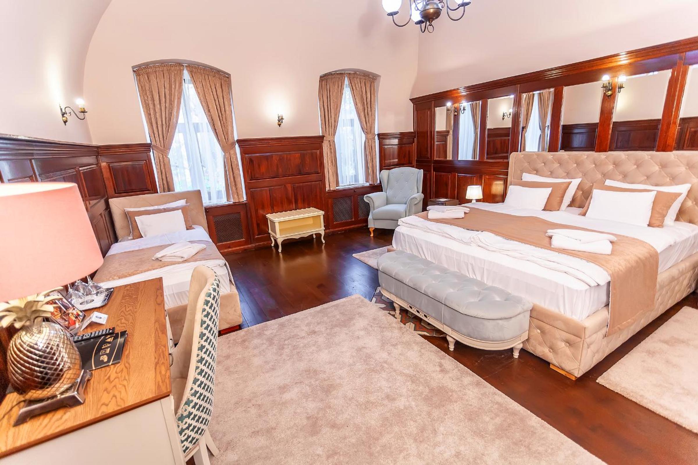 Superior Triple Room - Photo 10