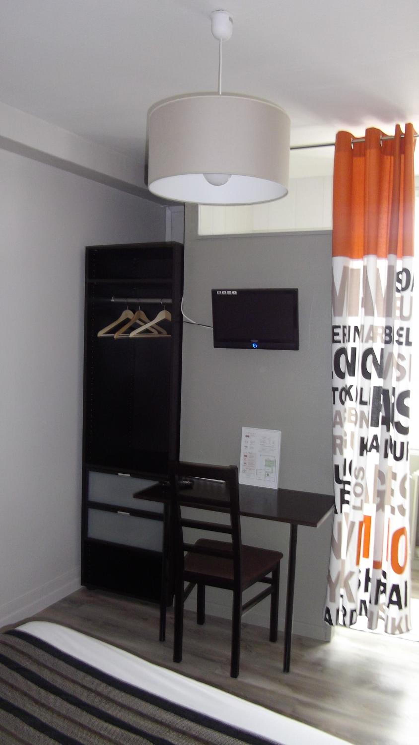 Double Room with Shared Toilet