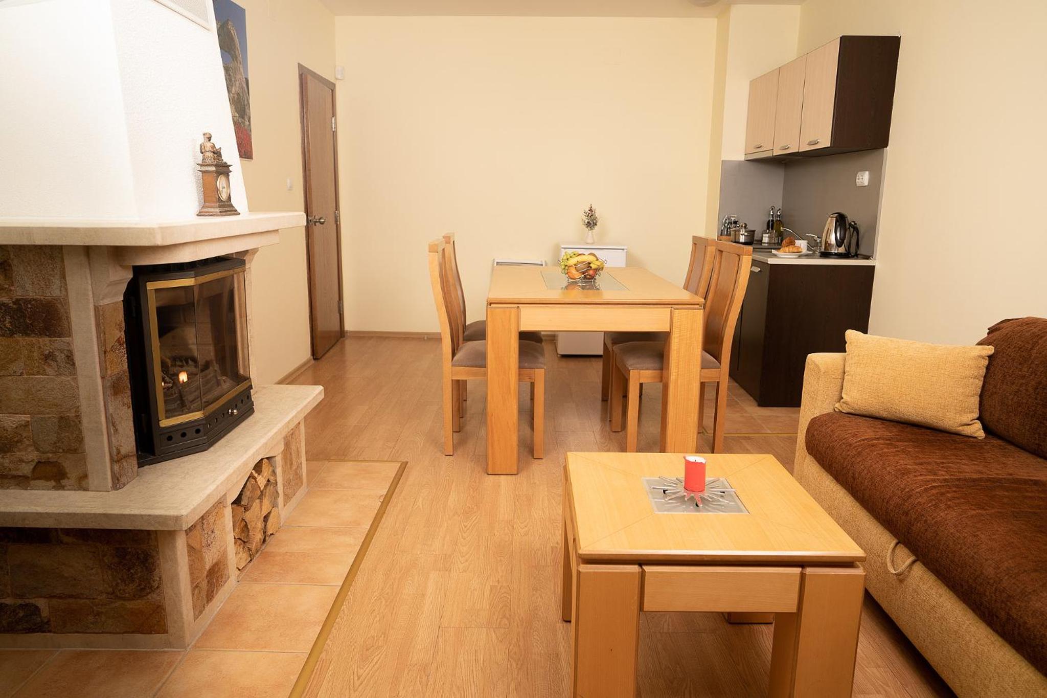 One-Bedroom Apartment - Photo 25