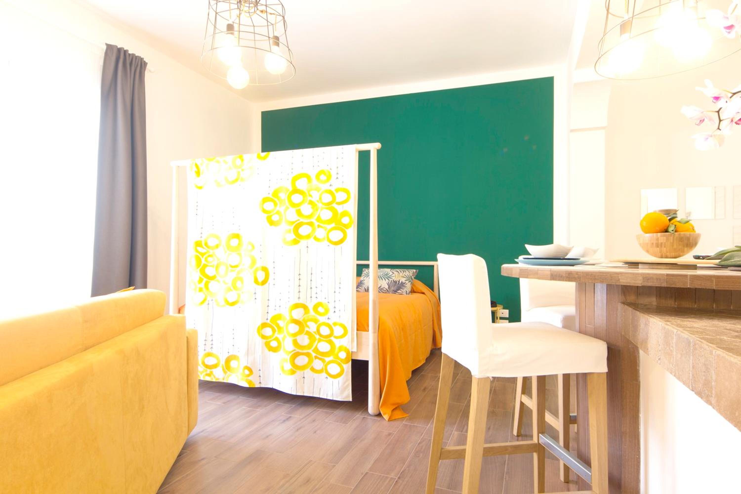 One-Bedroom Apartment