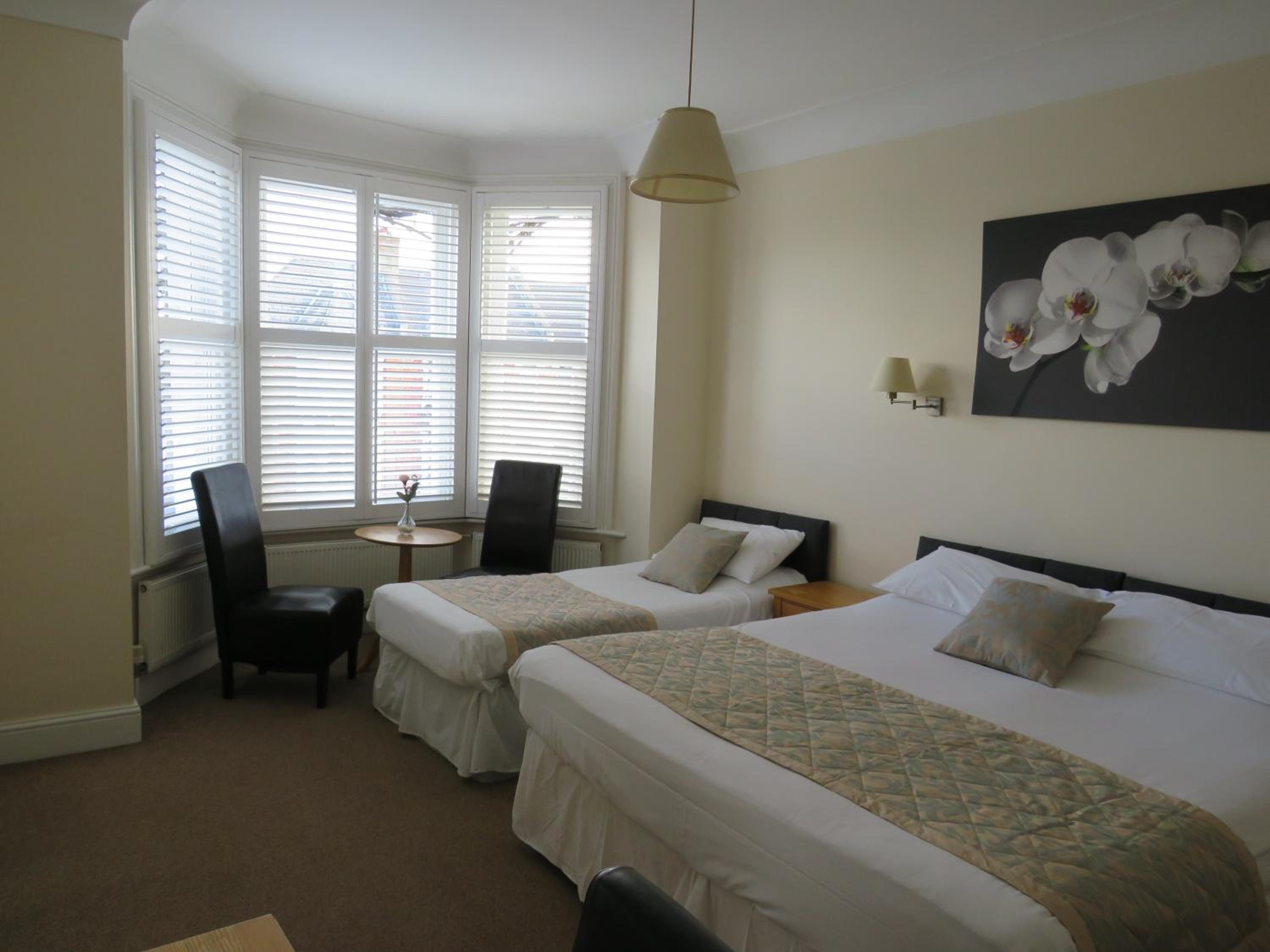 Standard Double Room photo 3