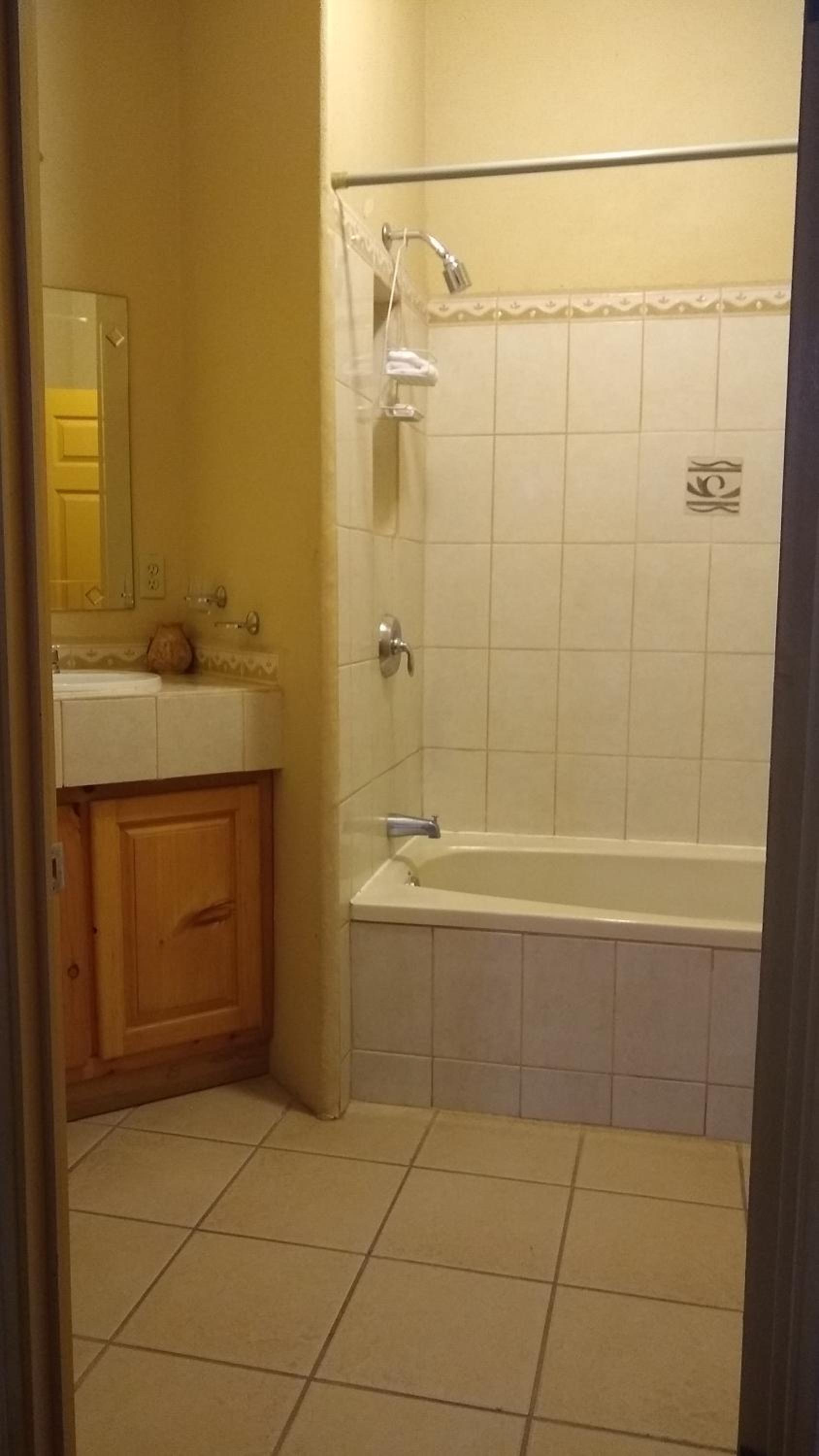 Suite with Sea View - Photo 2