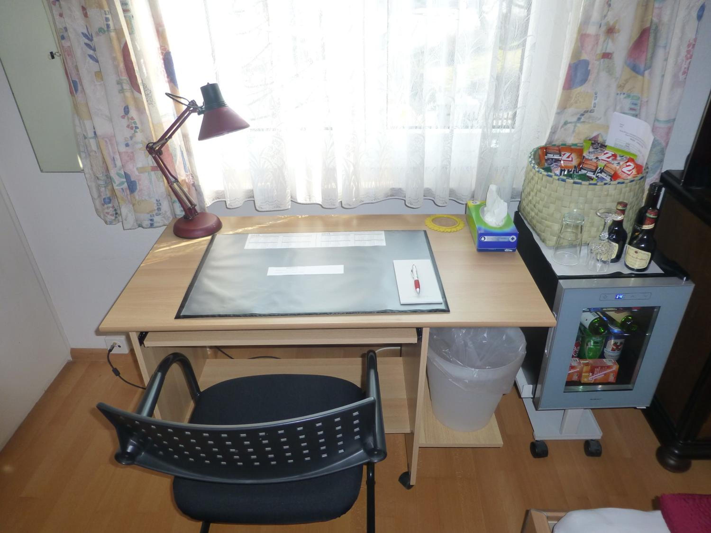 Single Room with Shared Bathroom, photo 7