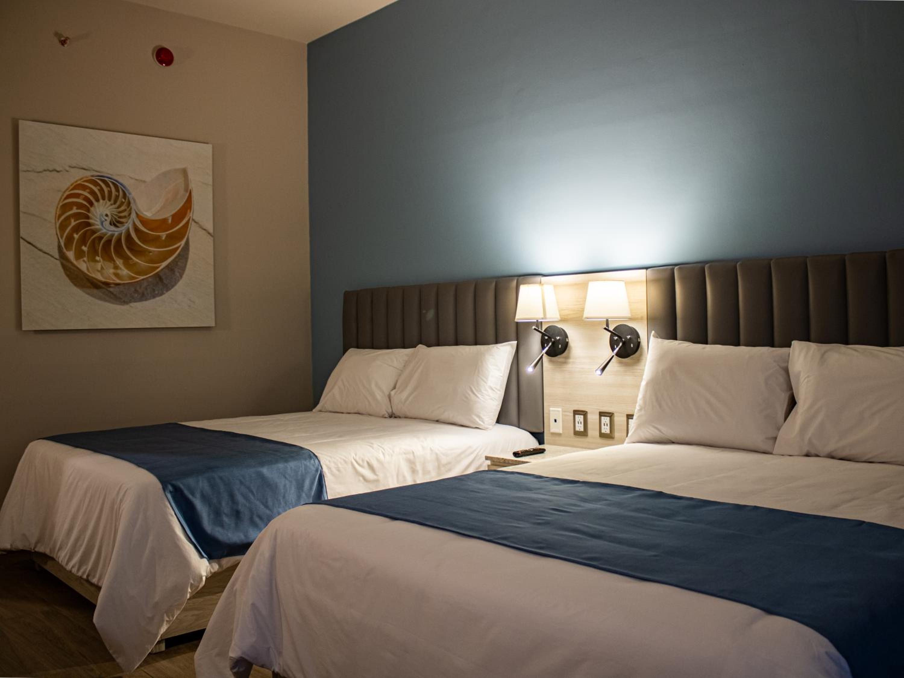 Double Room with Sea View - Photo 1