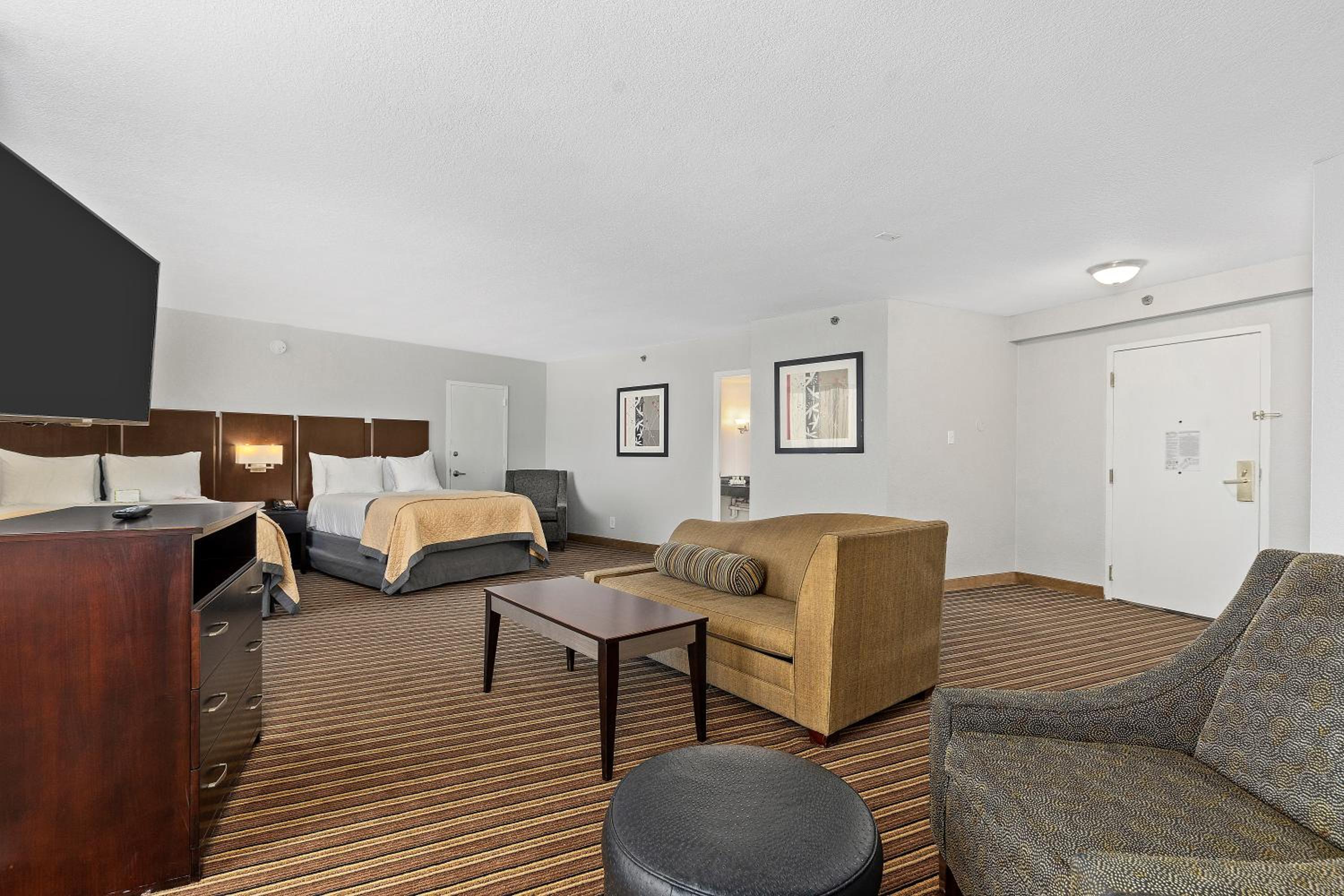 Executive Suite - Non-Smoking photo 3