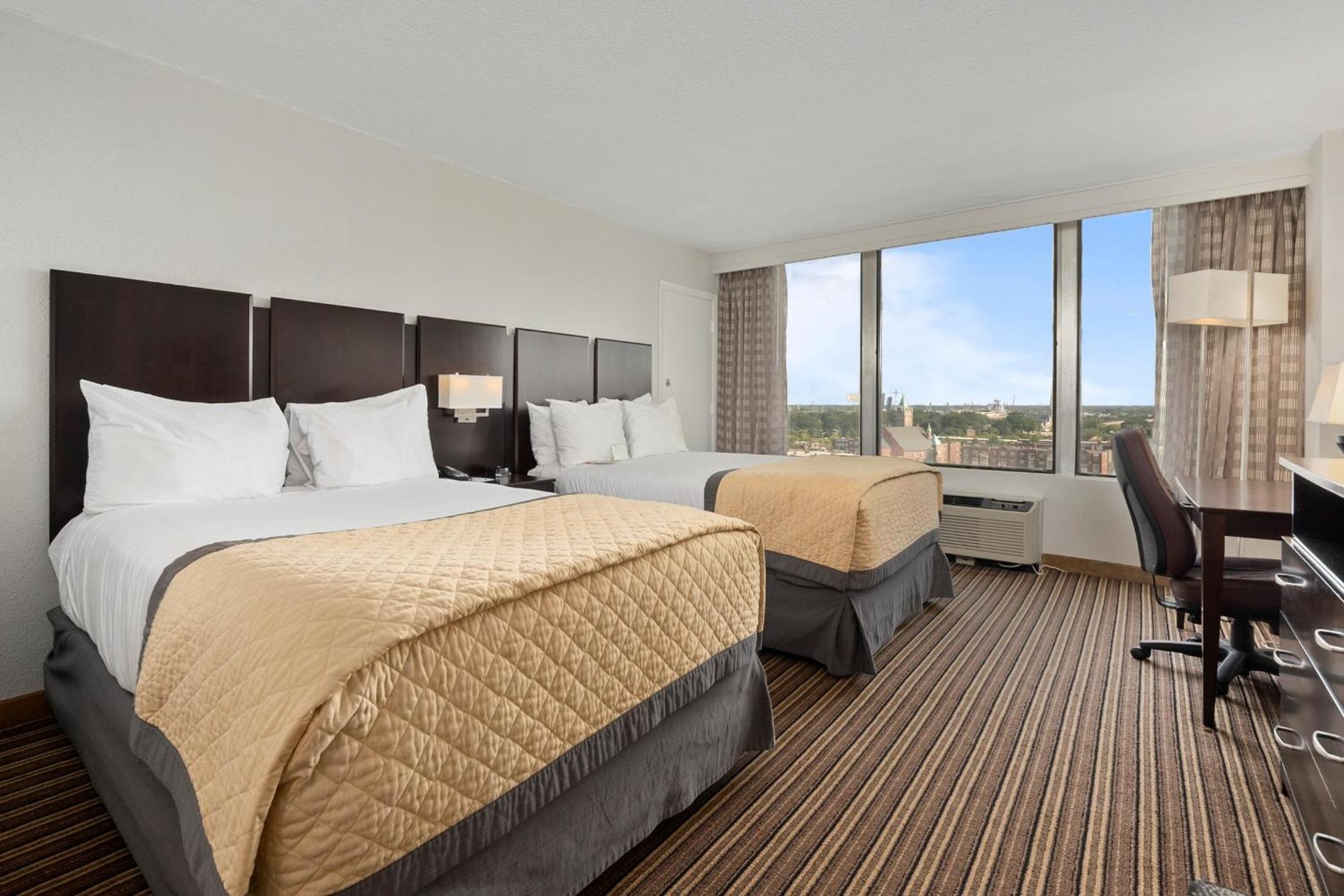 Two Double Beds photo 1