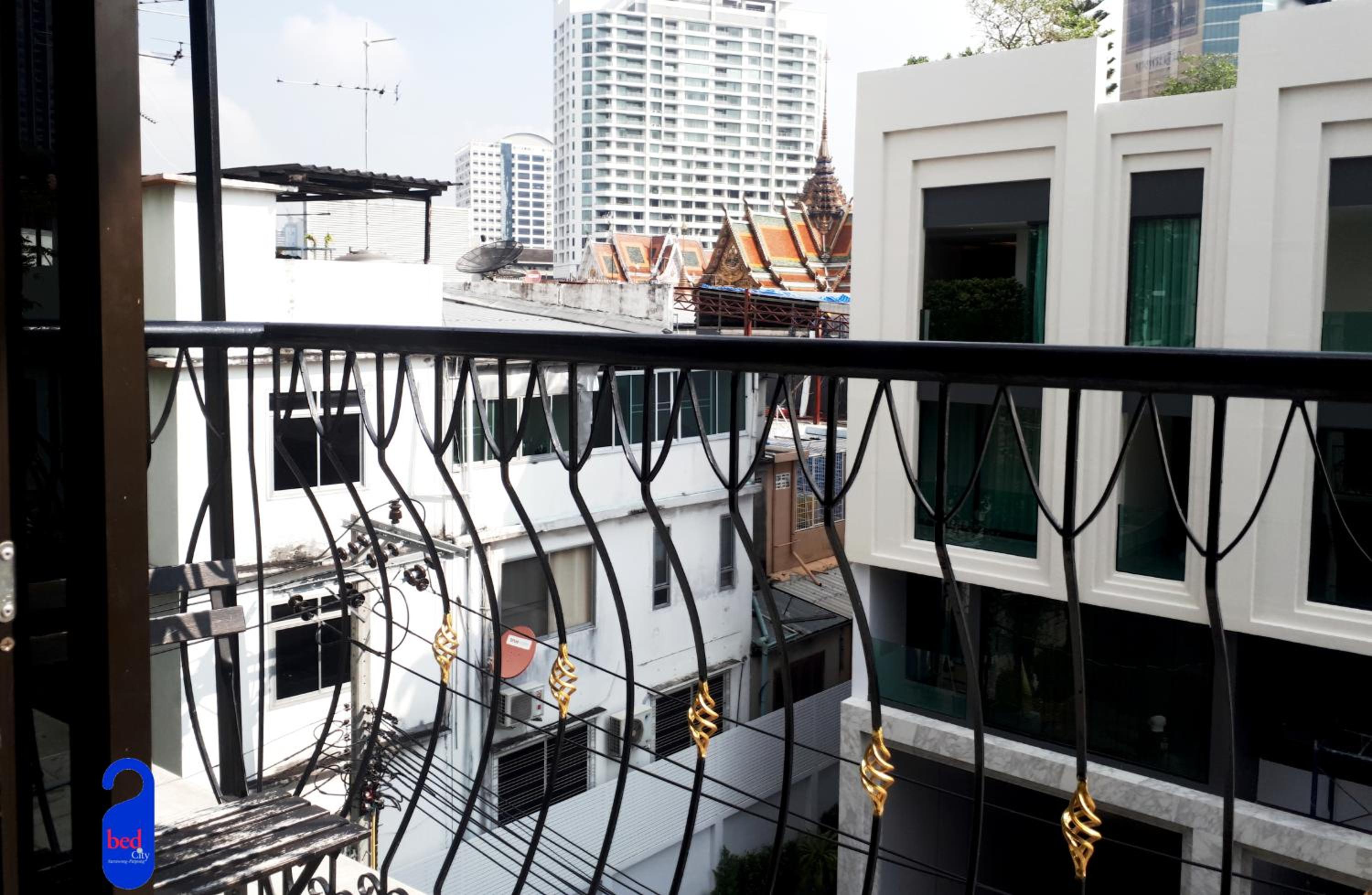 Deluxe Double Room with Balcony photo 3