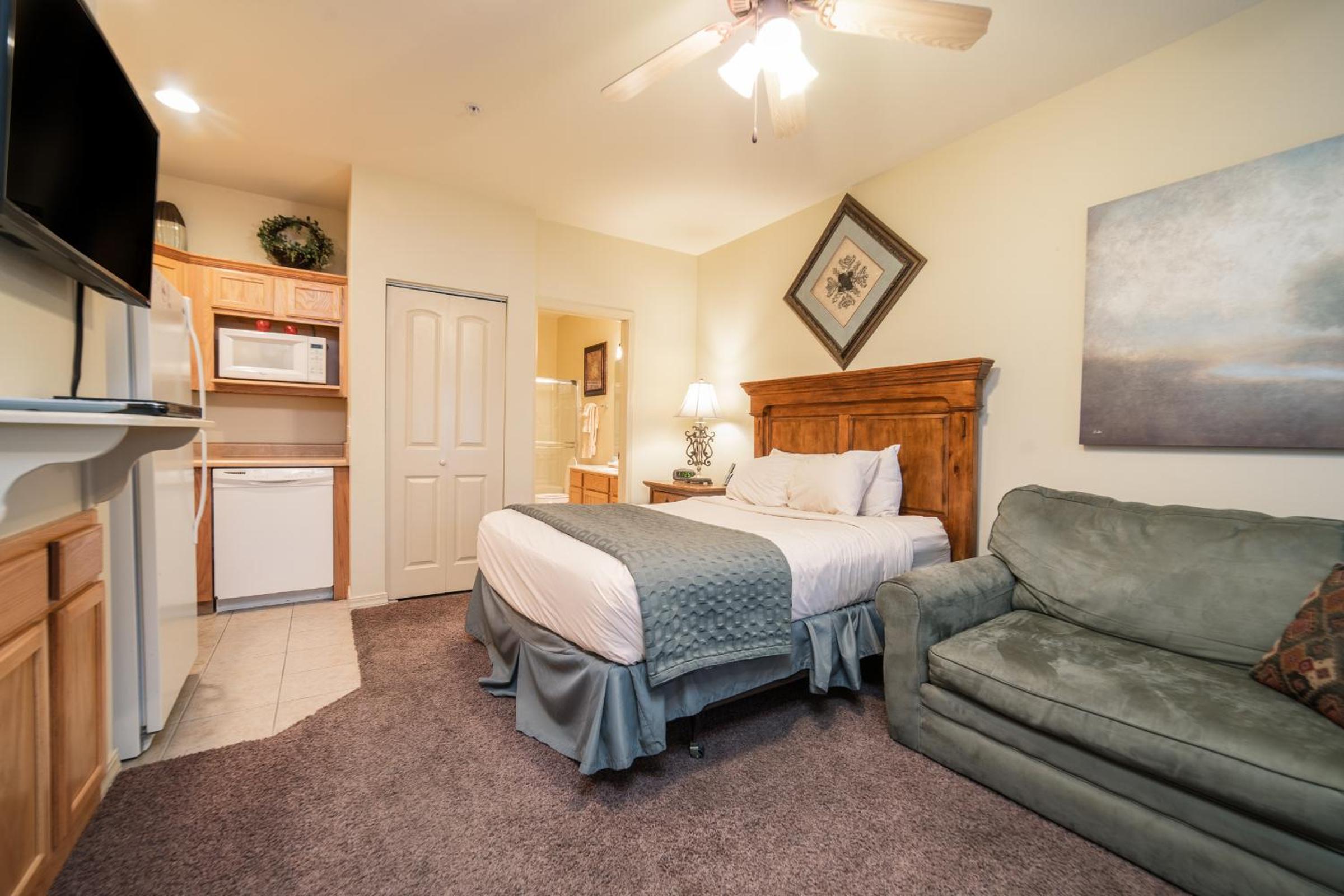 Queen Suite
