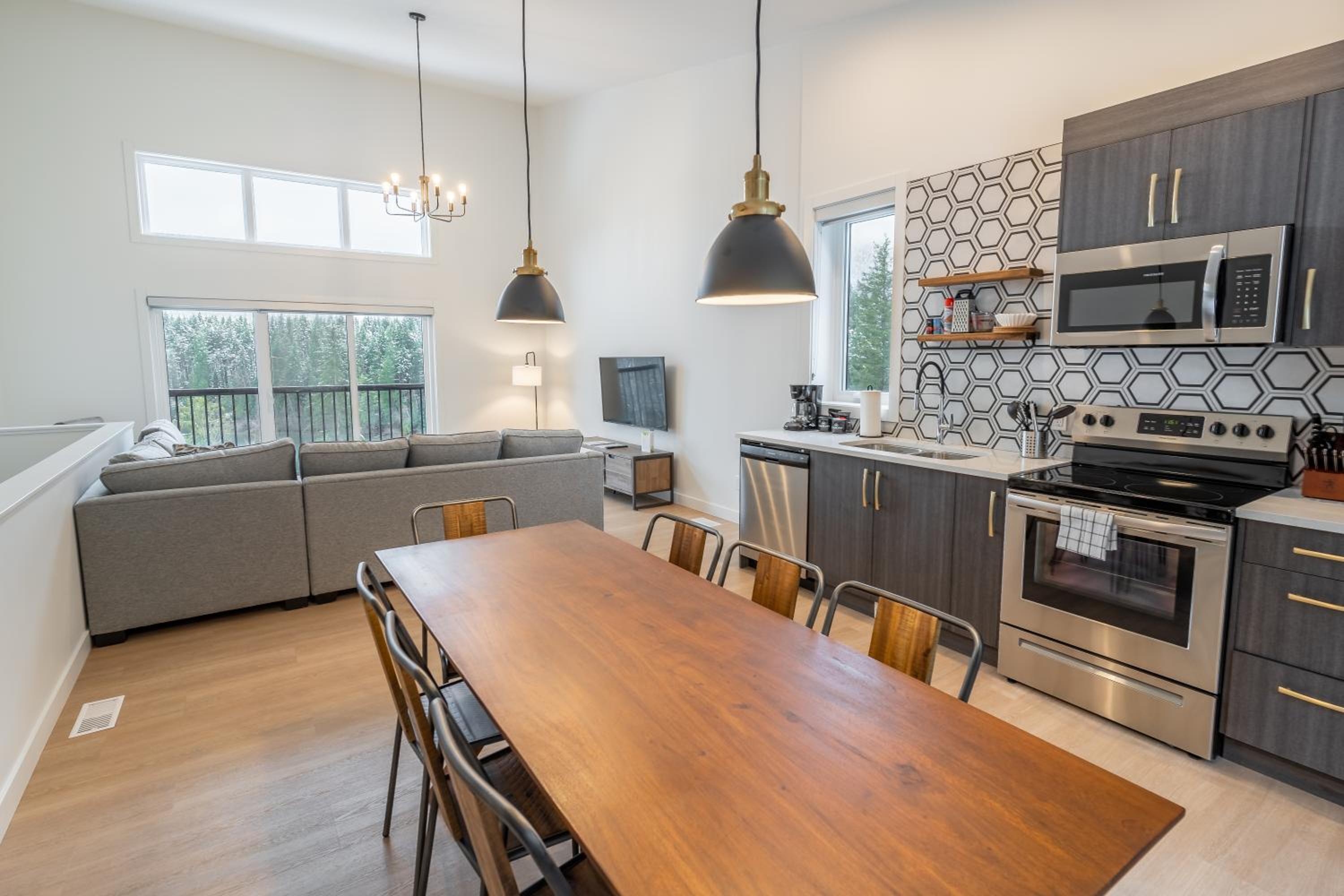 Three-Bedroom Apartment - Photo 2