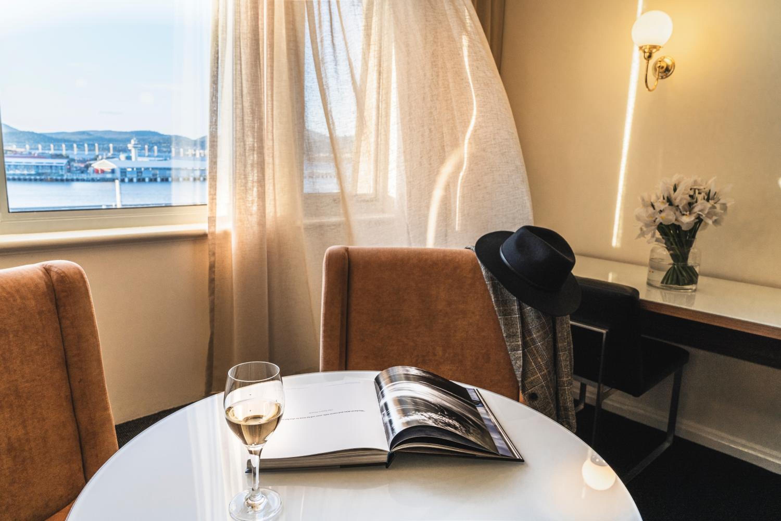 King Suite with Harbor View - Photo 5