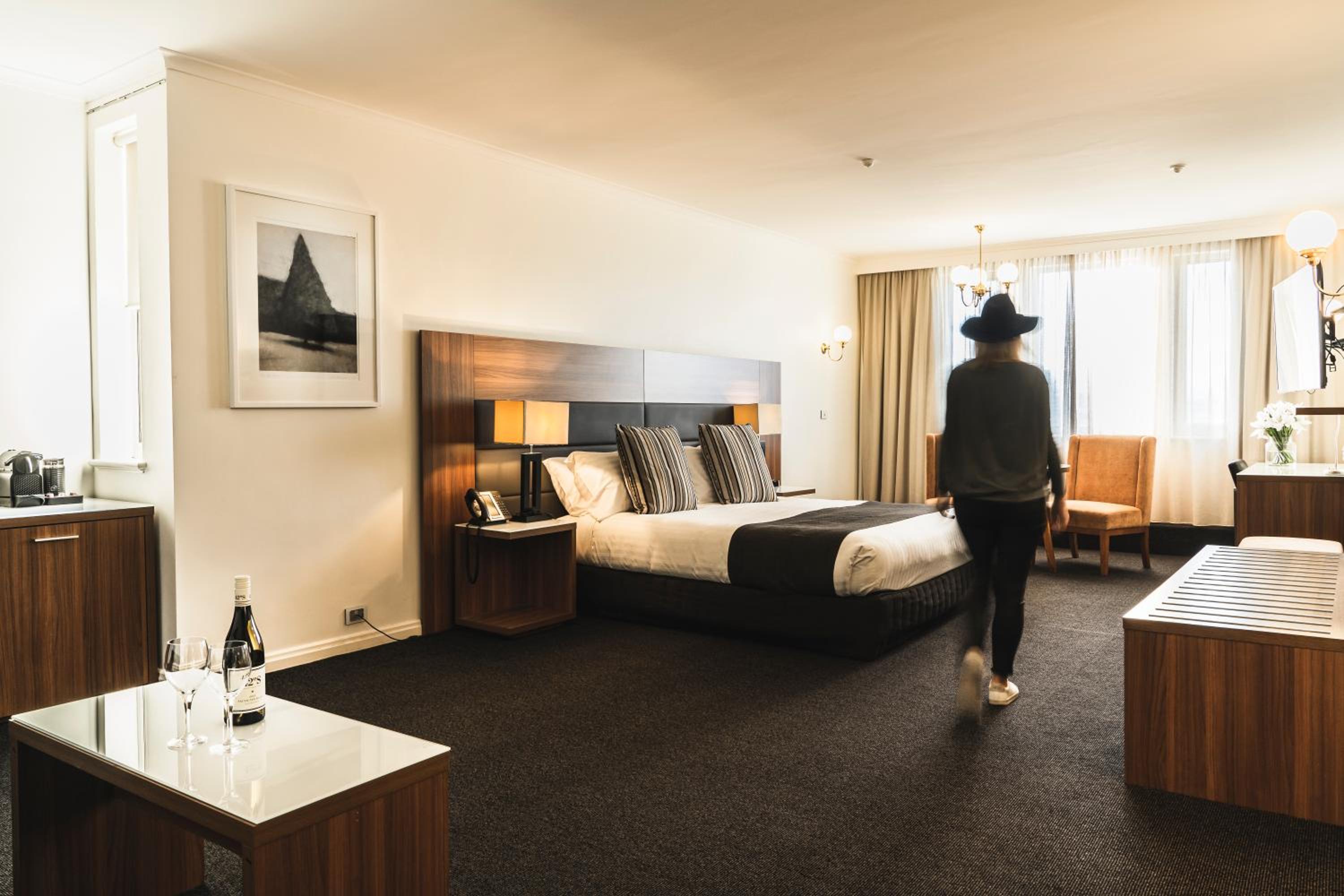 King Suite with Harbor View - Photo 7