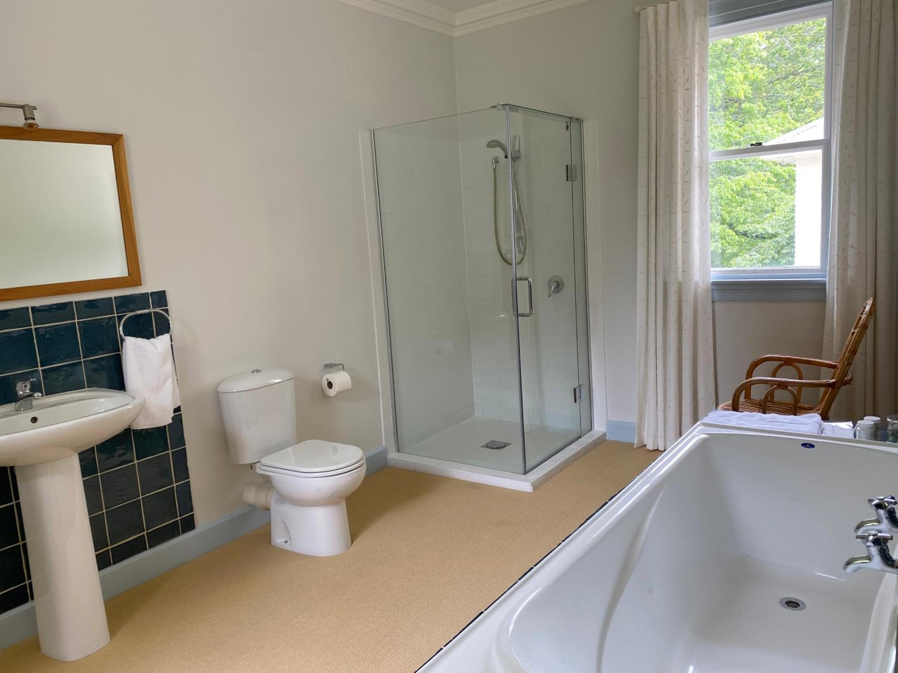 King Room with Garden View photo 3