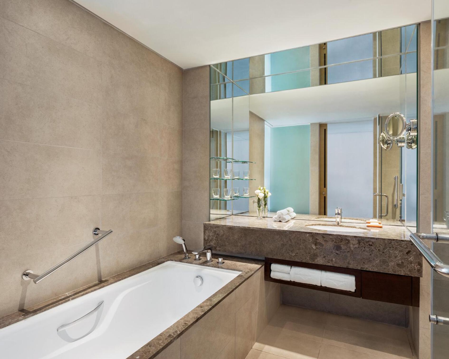 Horizon Club Seaview King Room