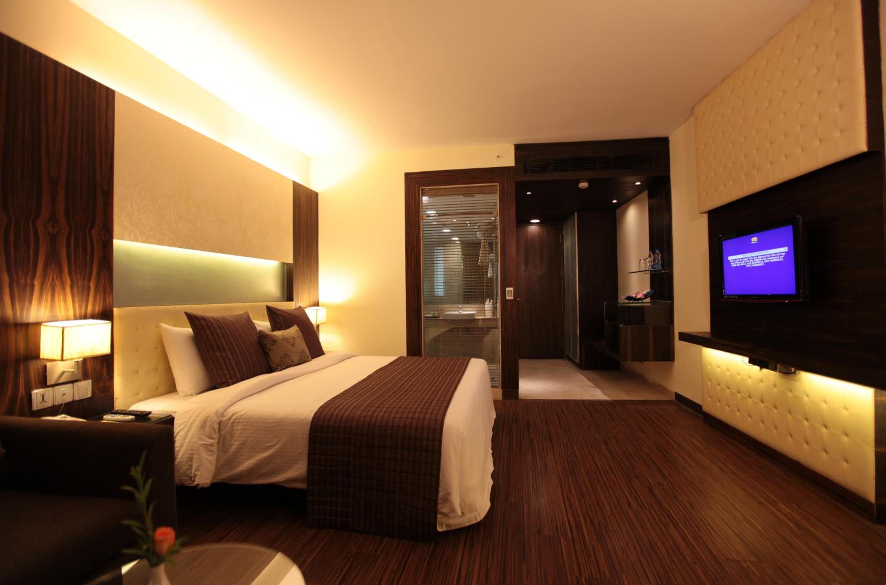 Budget Double Room - Photo 2