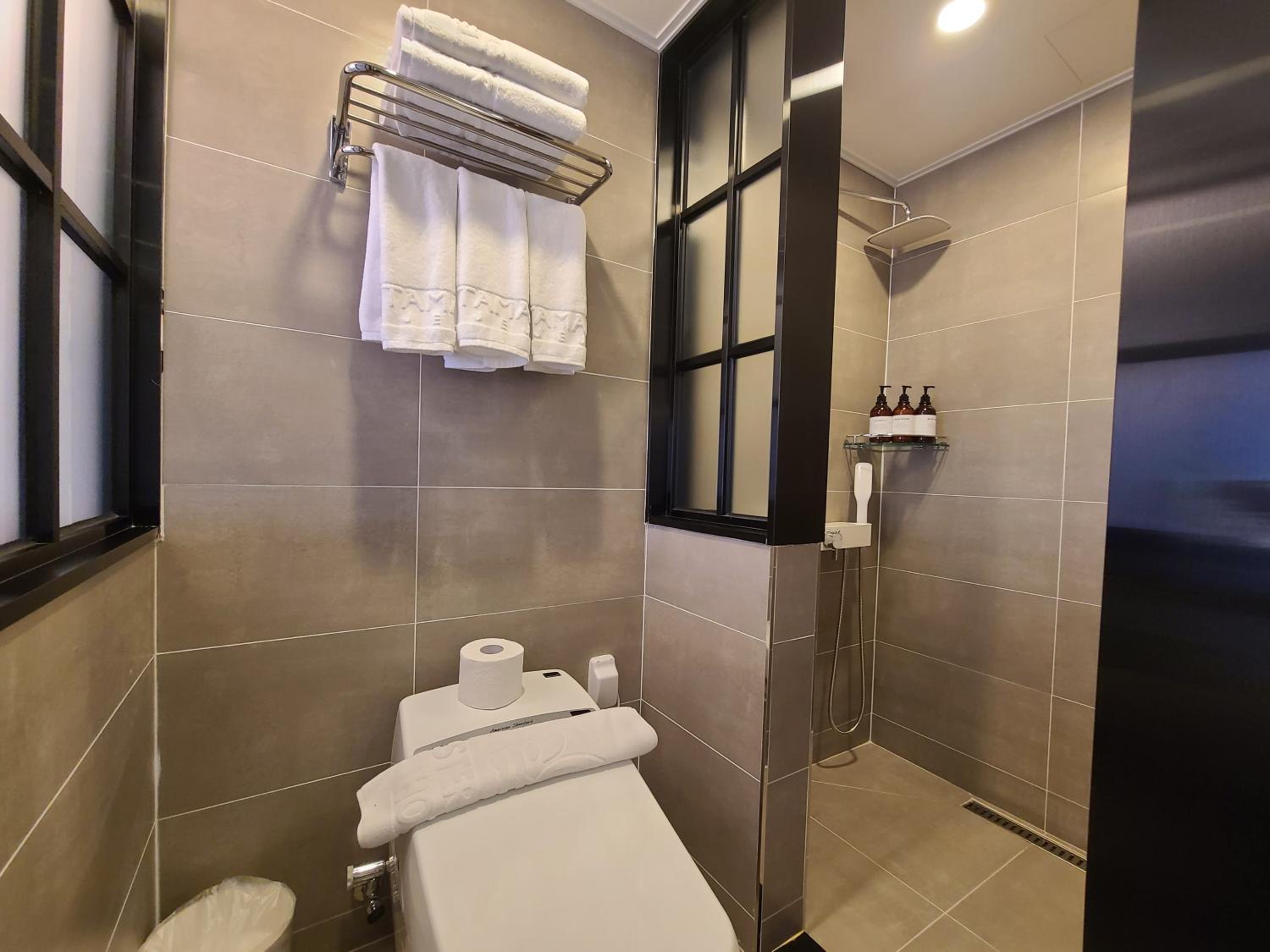 Family Double Room - Photo 3