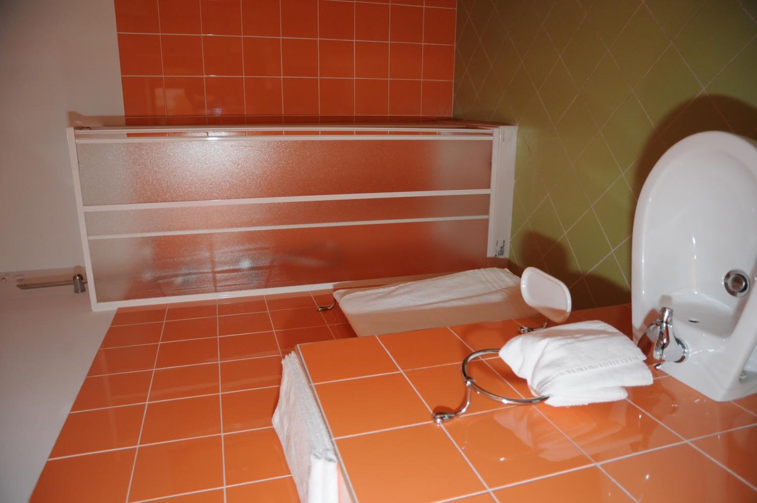 Triple Room with Private Bathroom photo 3