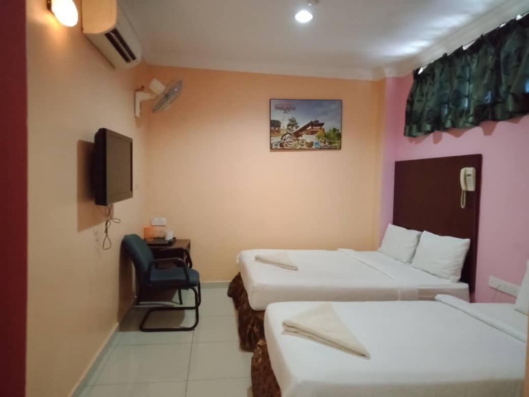 Triple Room - Photo 1