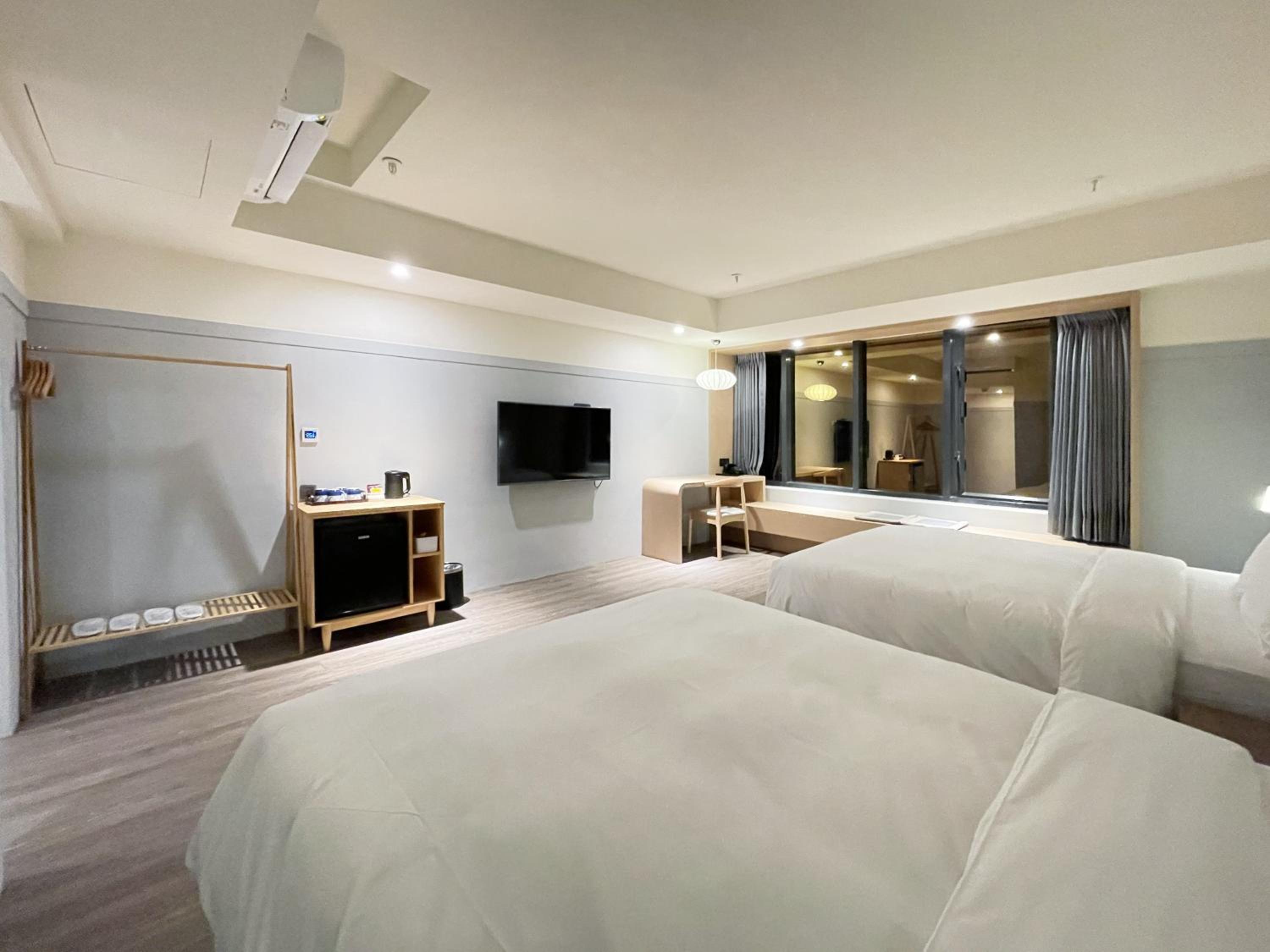 Standard Quadruple Room - Photo 1