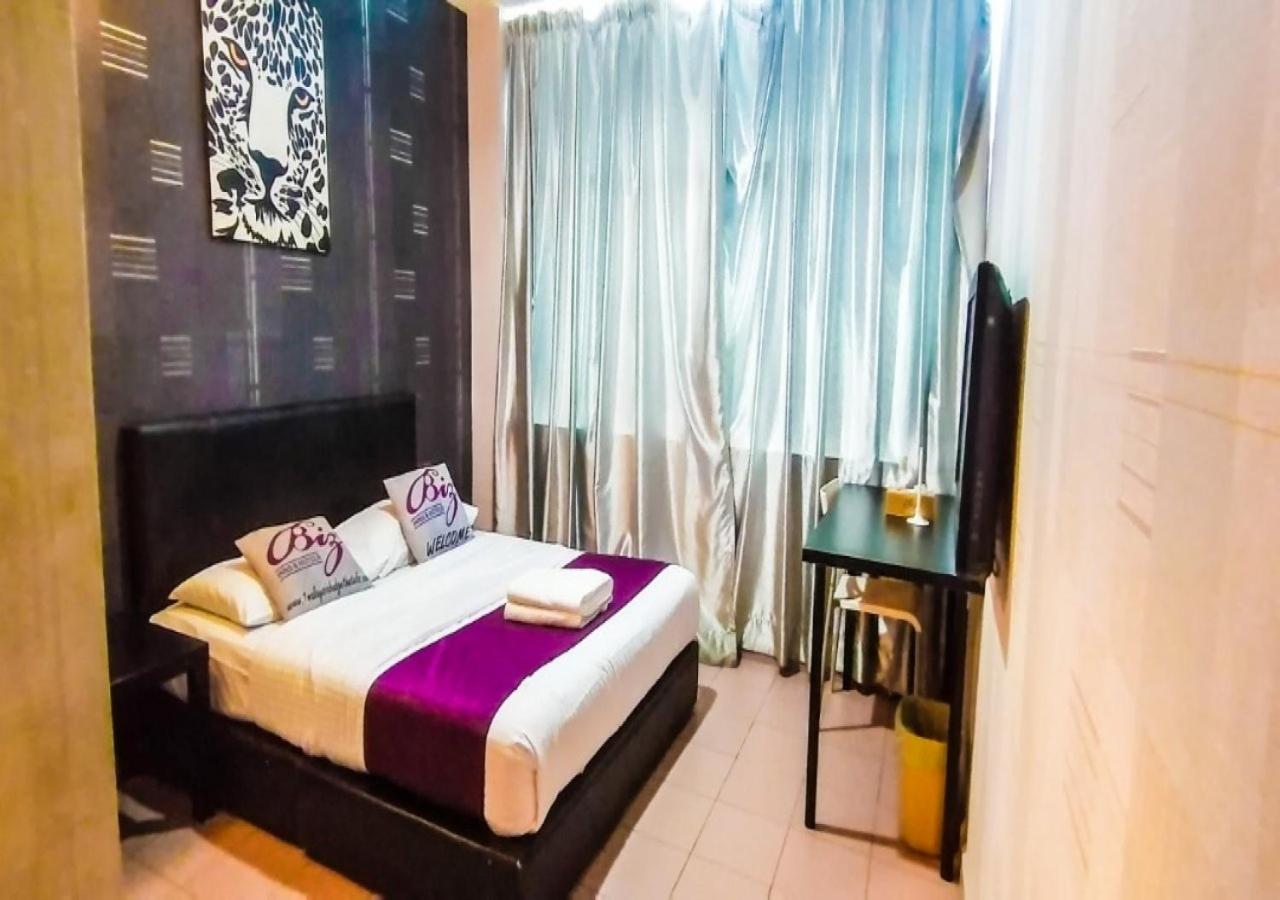 Standard Queen Room - Photo 6