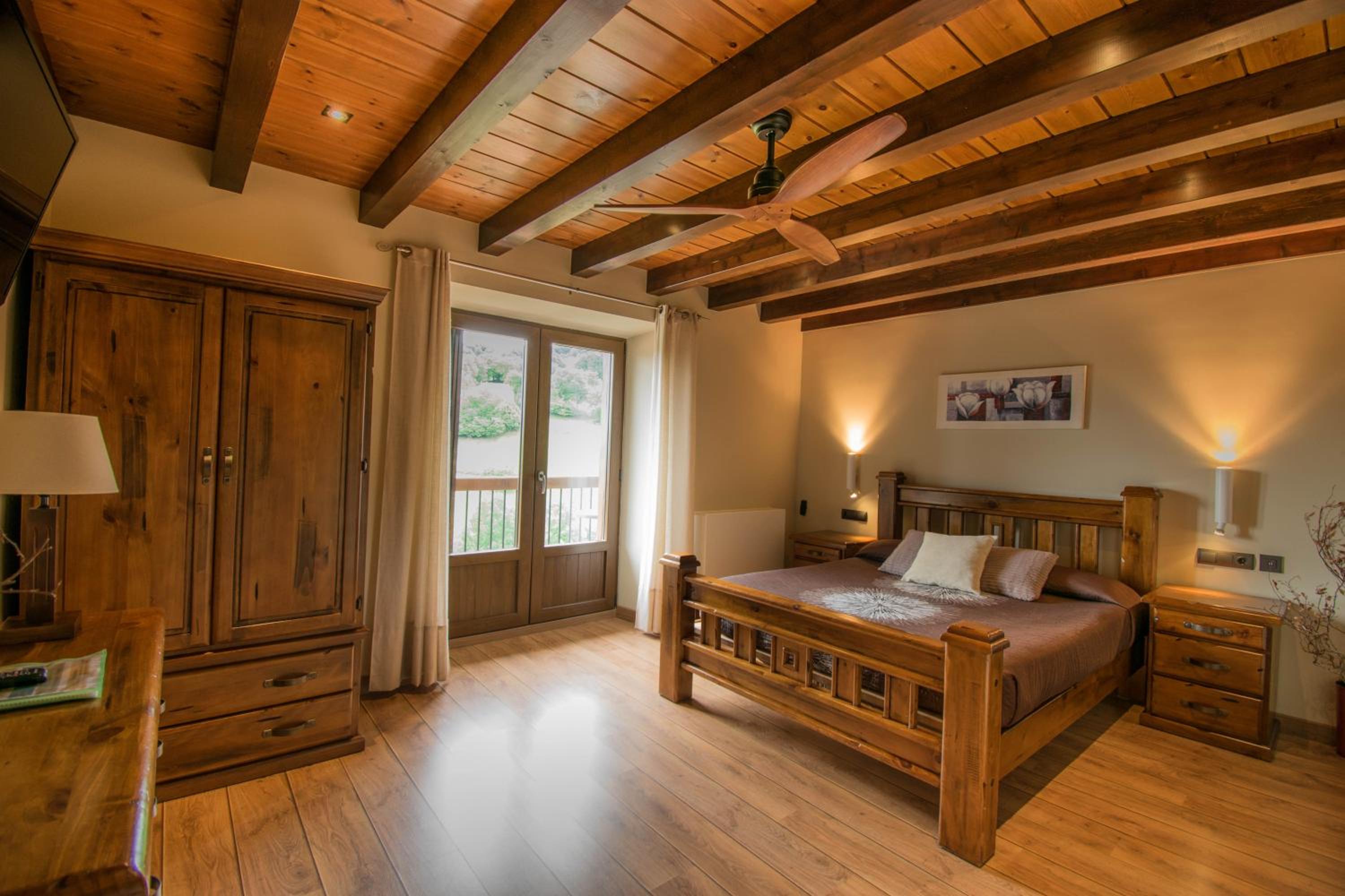 Habitación Doble o Twin con Vista a la Montaña