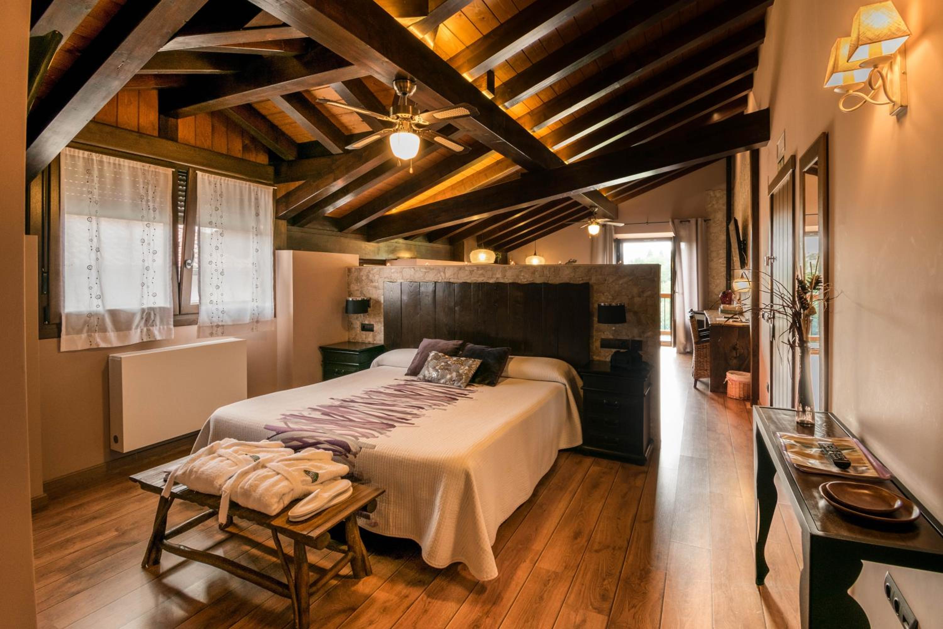Suite Queen con Bañera de Hidromasaje