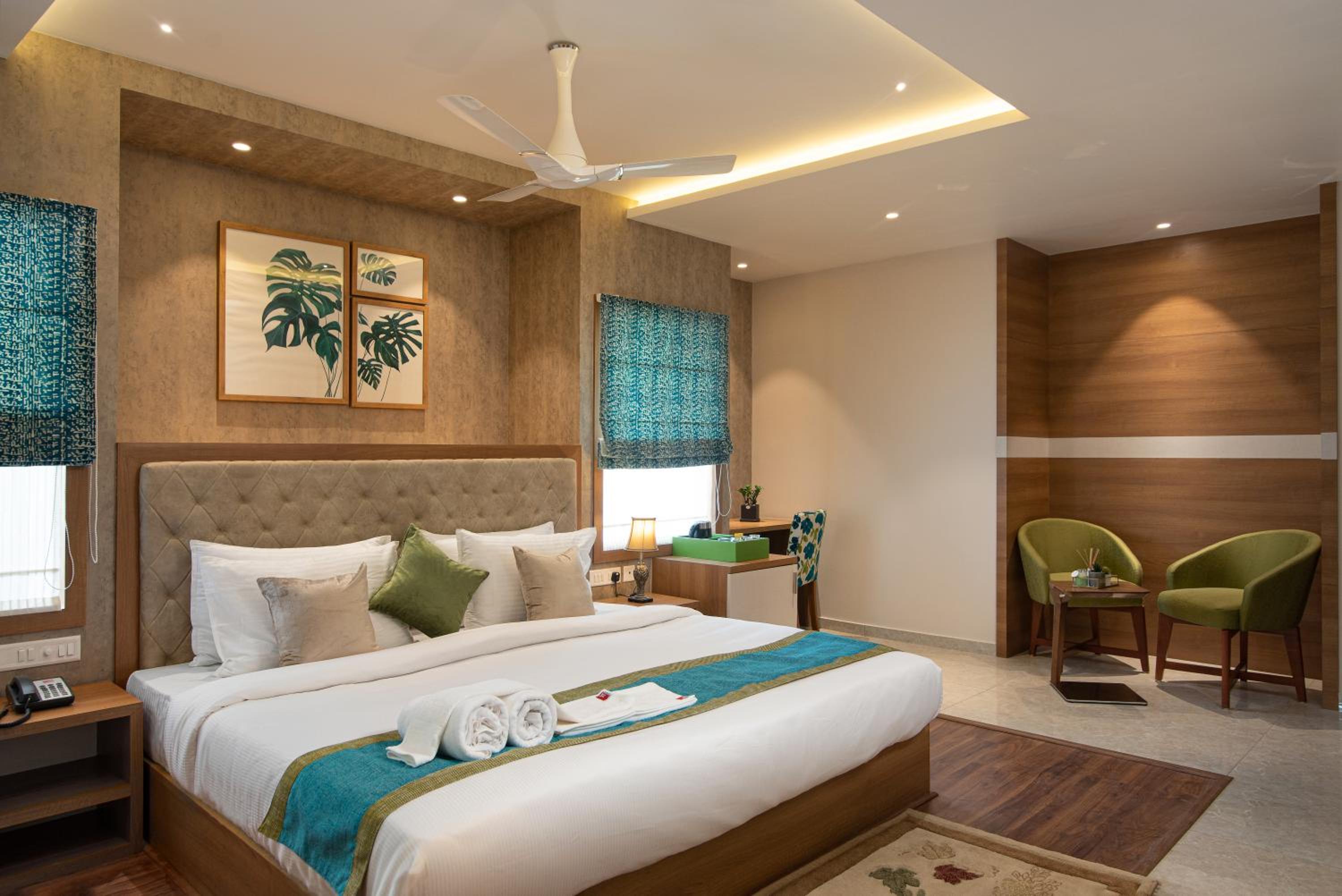 Suite - Photo 1