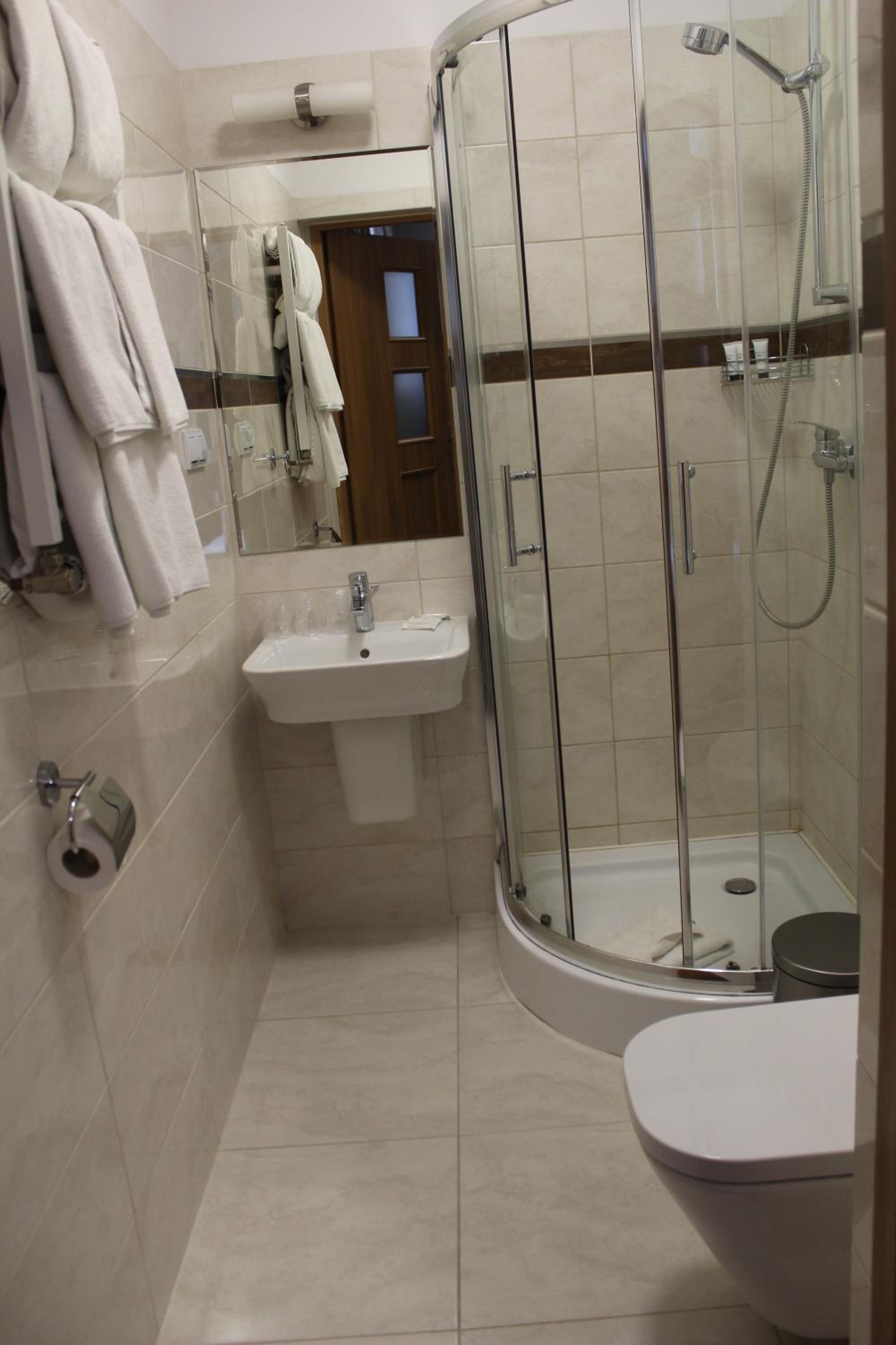 Triple Room With Private Bathroom photo 3