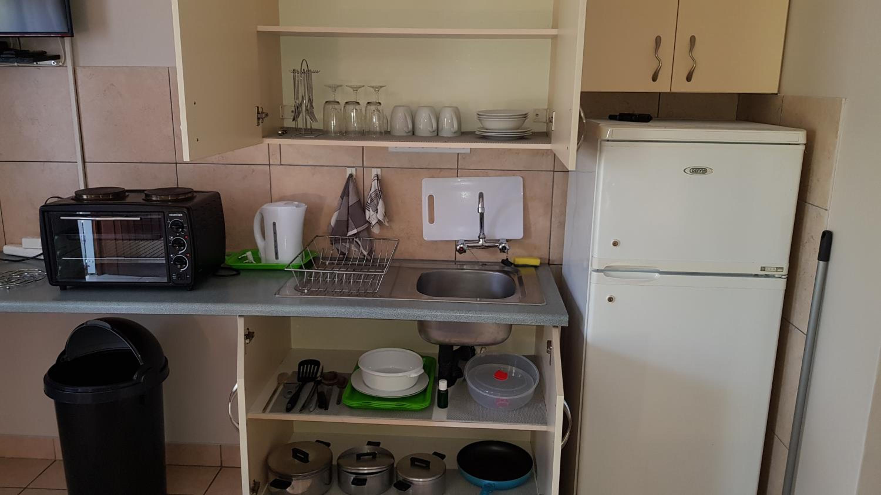 Two-Bedroom Apartment - Photo 10