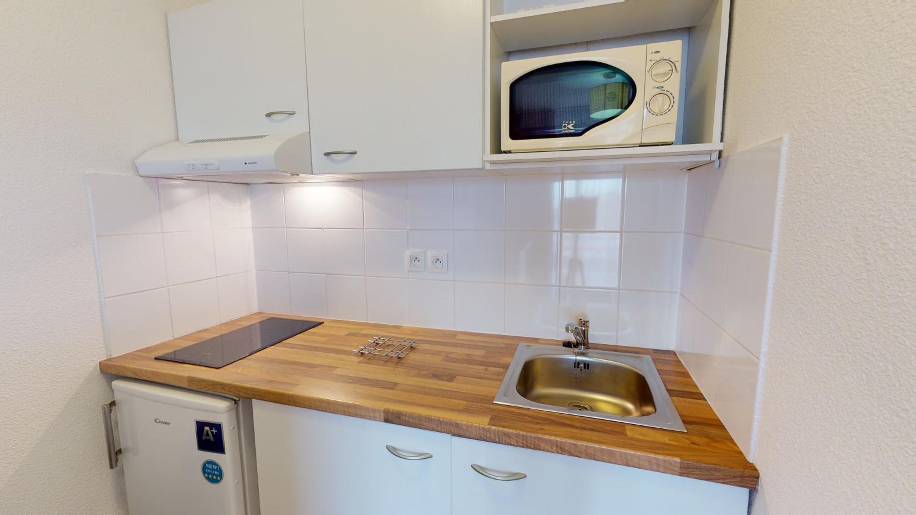 Suite - Photo 3