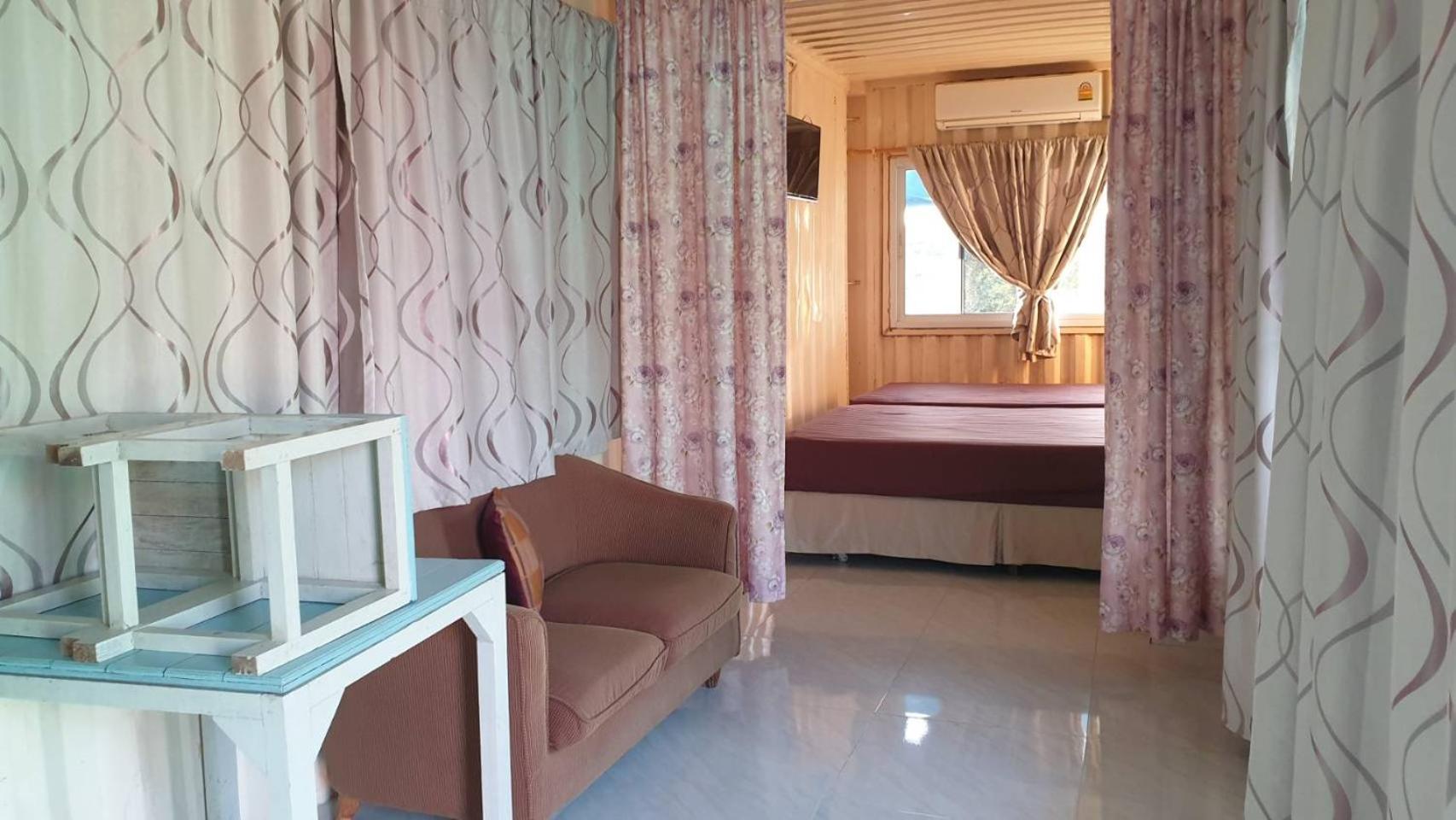 Triple Room with Bathroom photo 2