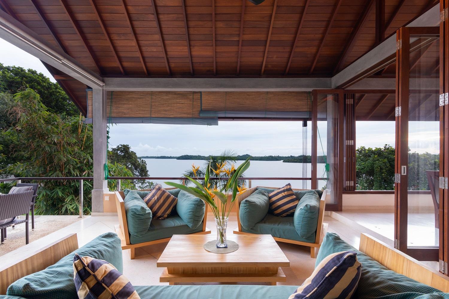Superior Double Room with Lake View photo 3