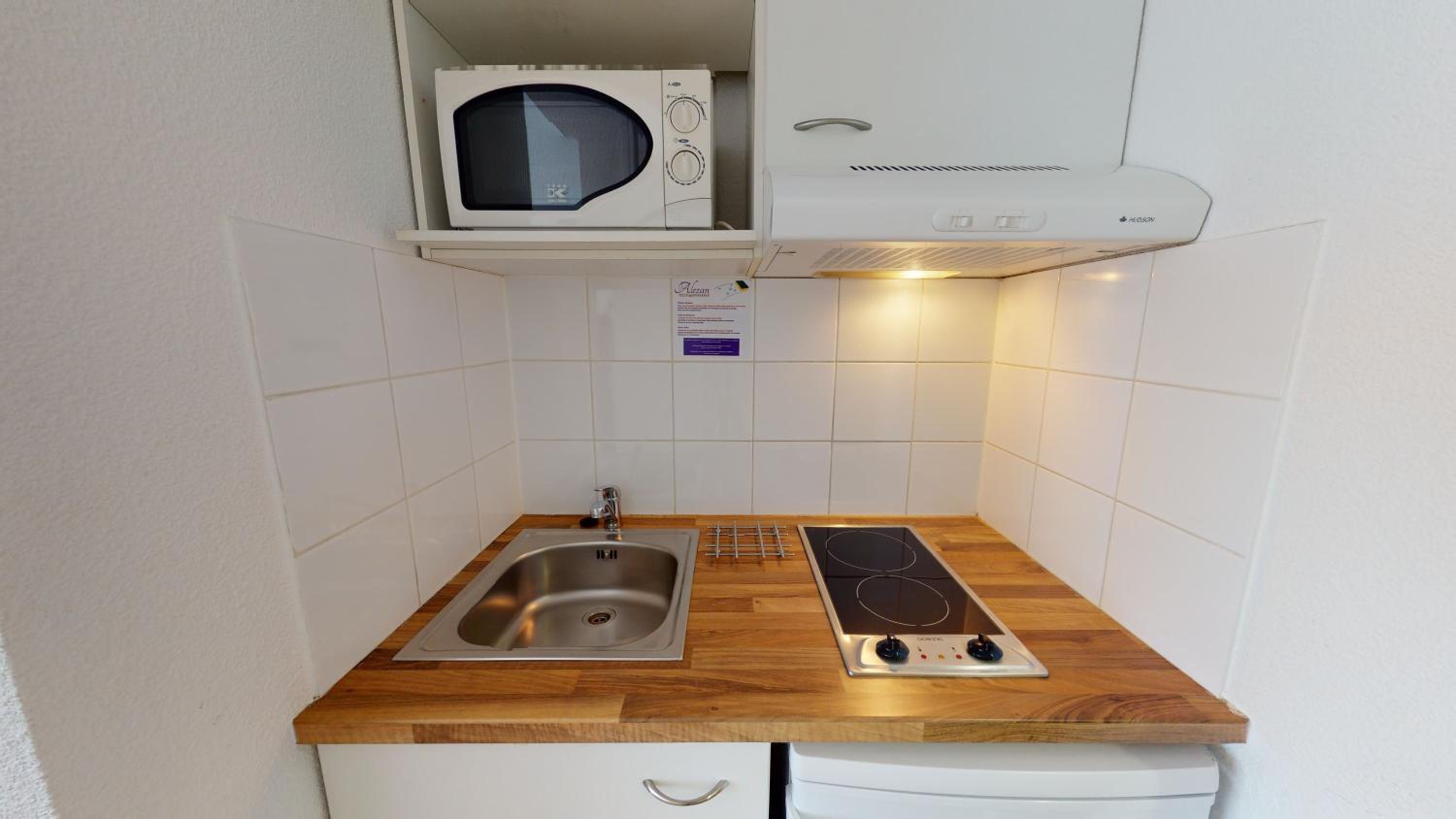 Double Room - Photo 3