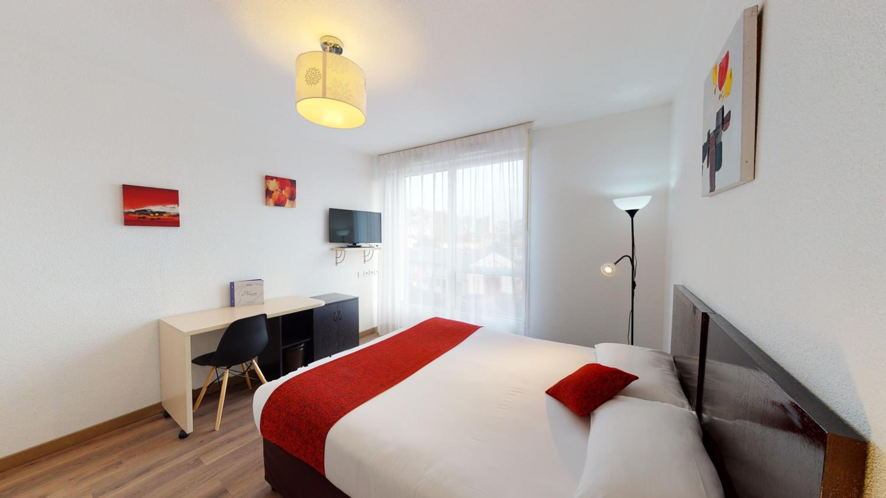 Double Room - Photo 5